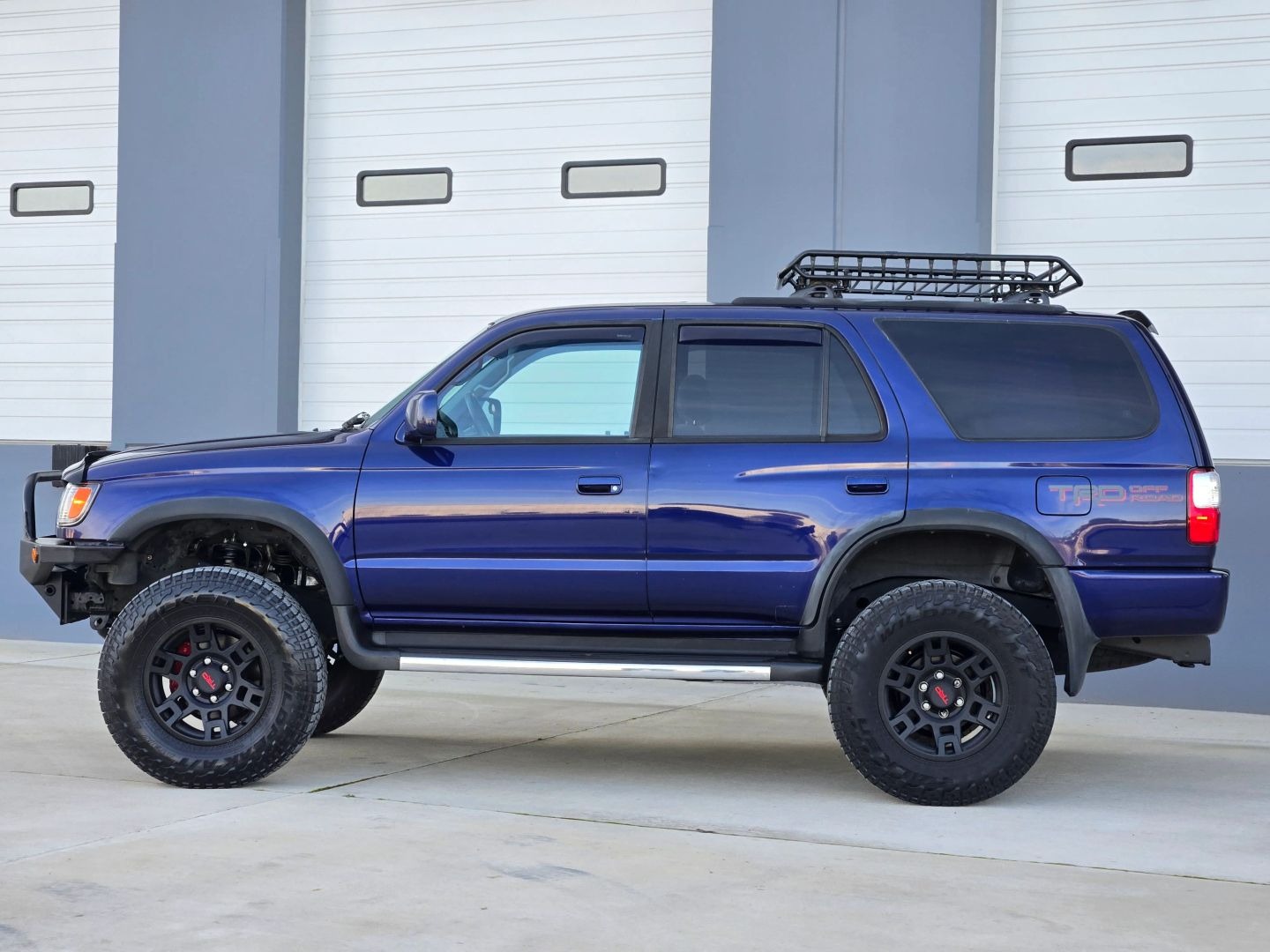 Modified 2000 Toyota 4Runner SR5