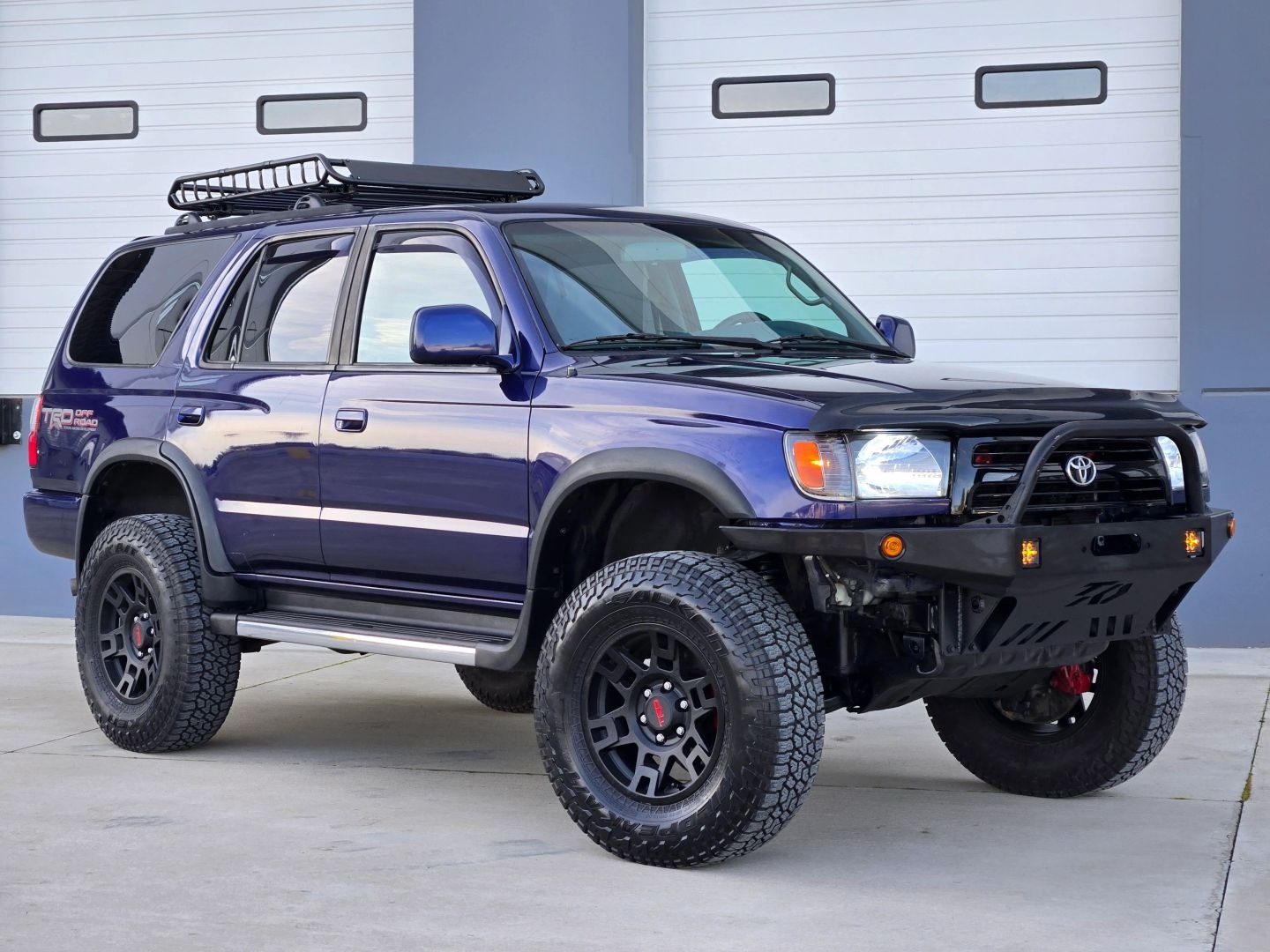 Modified 2000 Toyota 4Runner SR5
