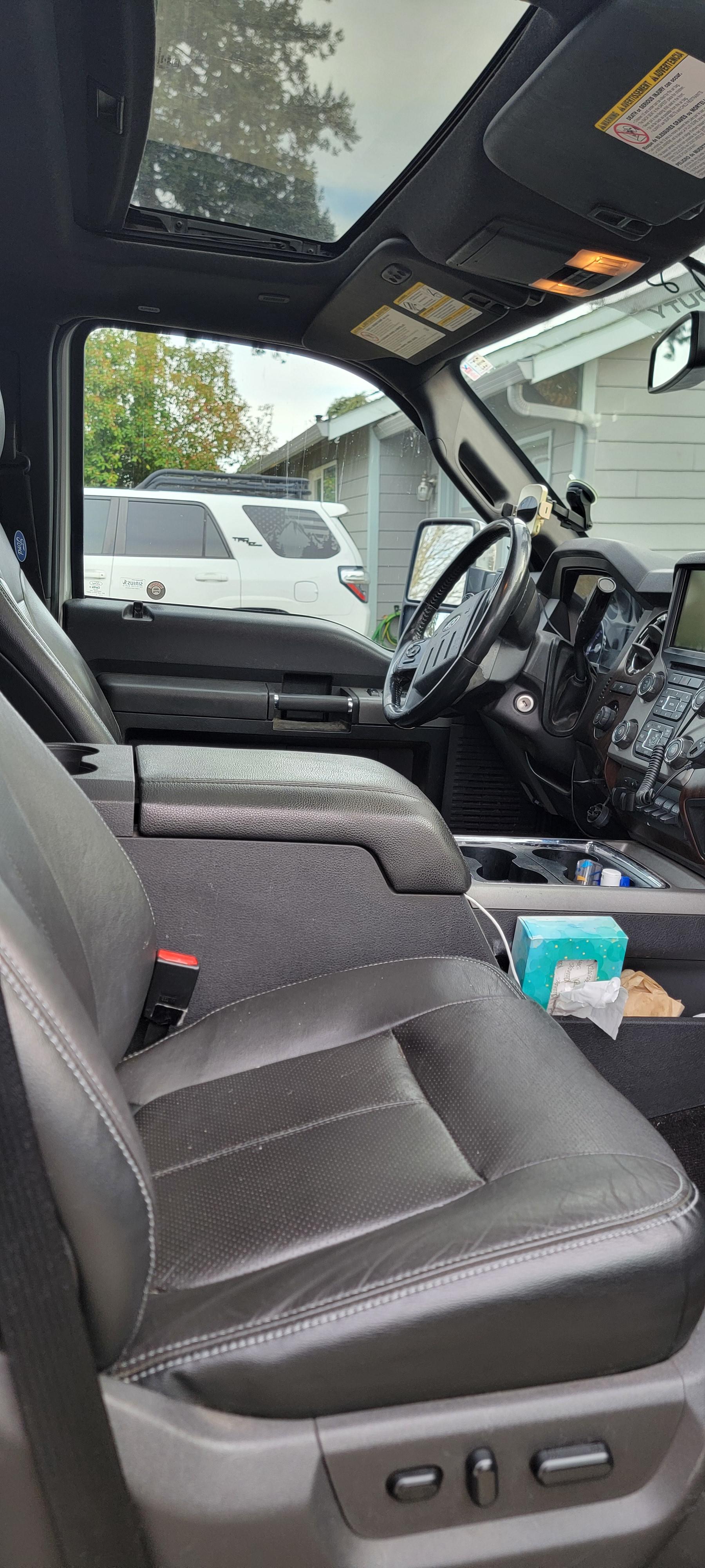 2016 Ford F-350 Super Duty Lariat