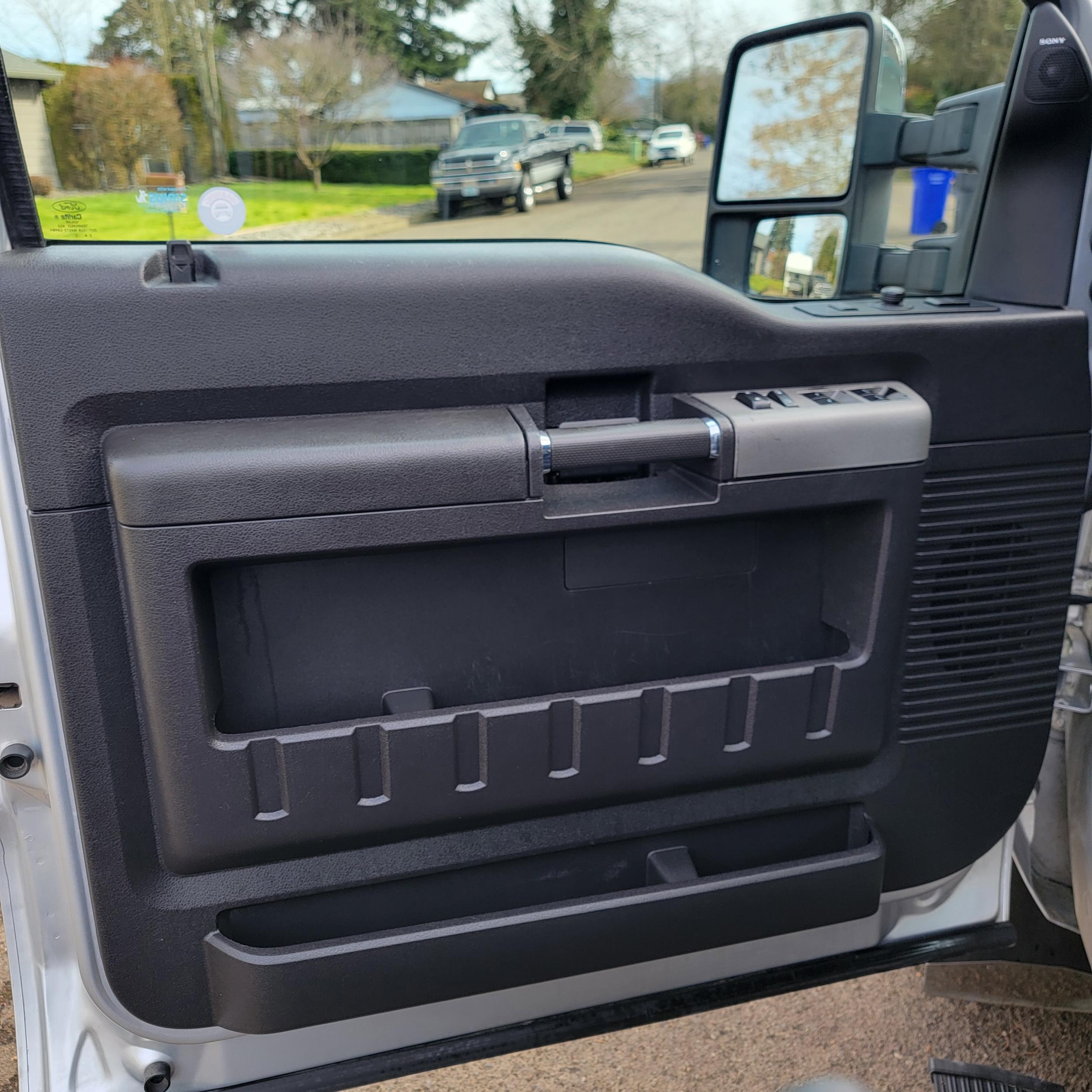 2016 Ford F-350 Super Duty Lariat