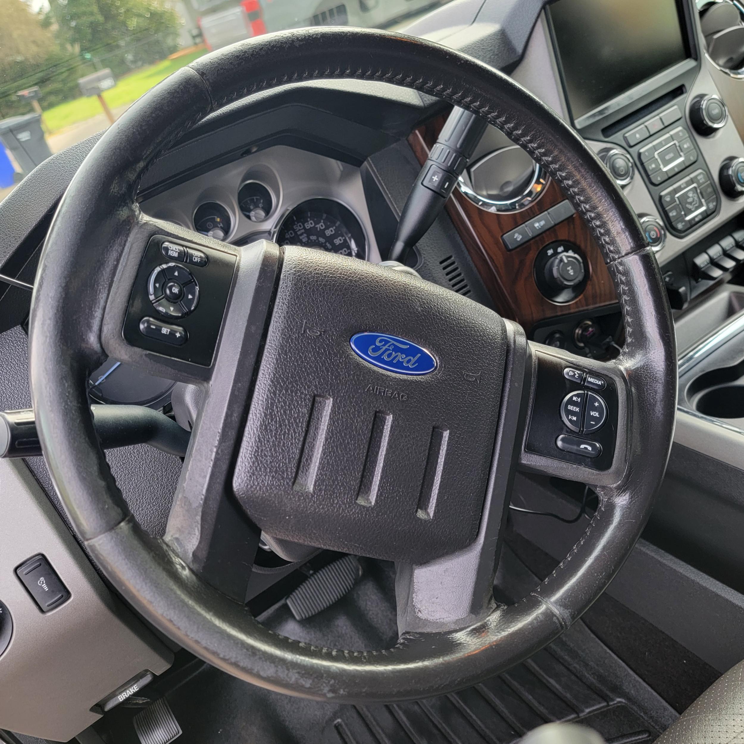 2016 Ford F-350 Super Duty Lariat