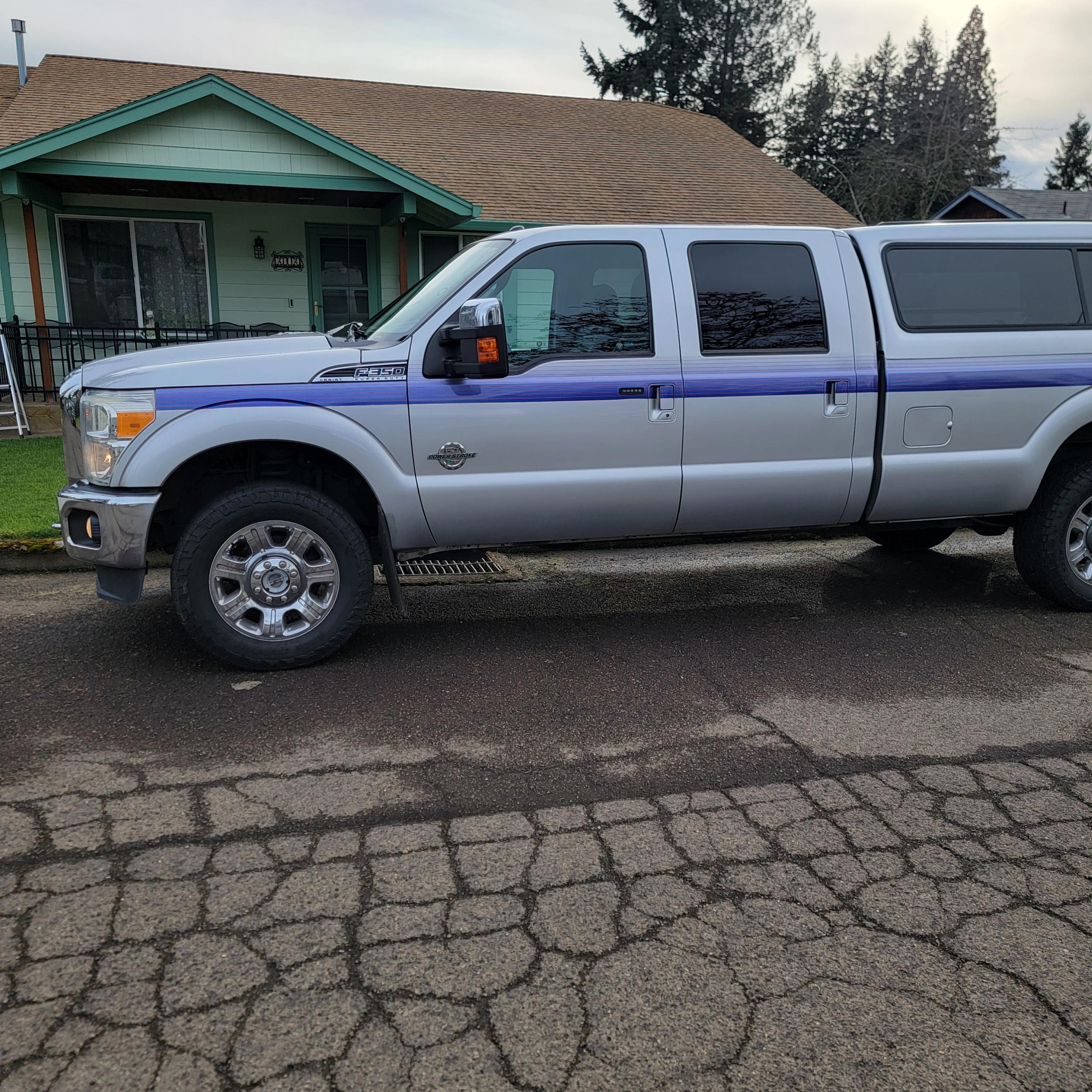 2016 Ford F-350 Super Duty Lariat - 3