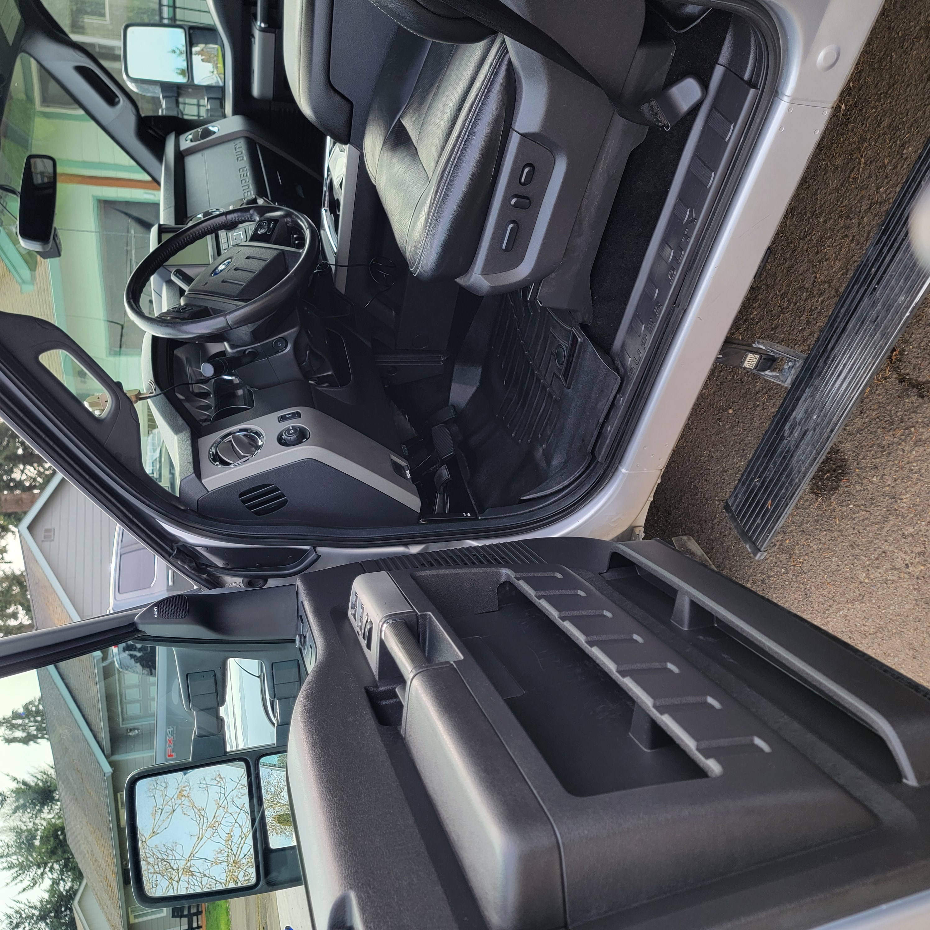 2016 Ford F-350 Super Duty Lariat