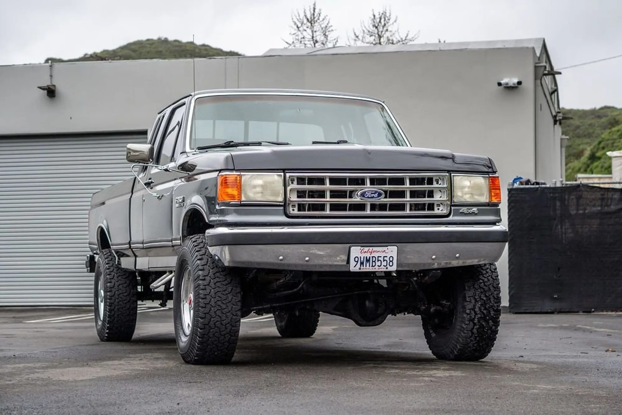 1987 Ford F-250 XLT Lariat - 4