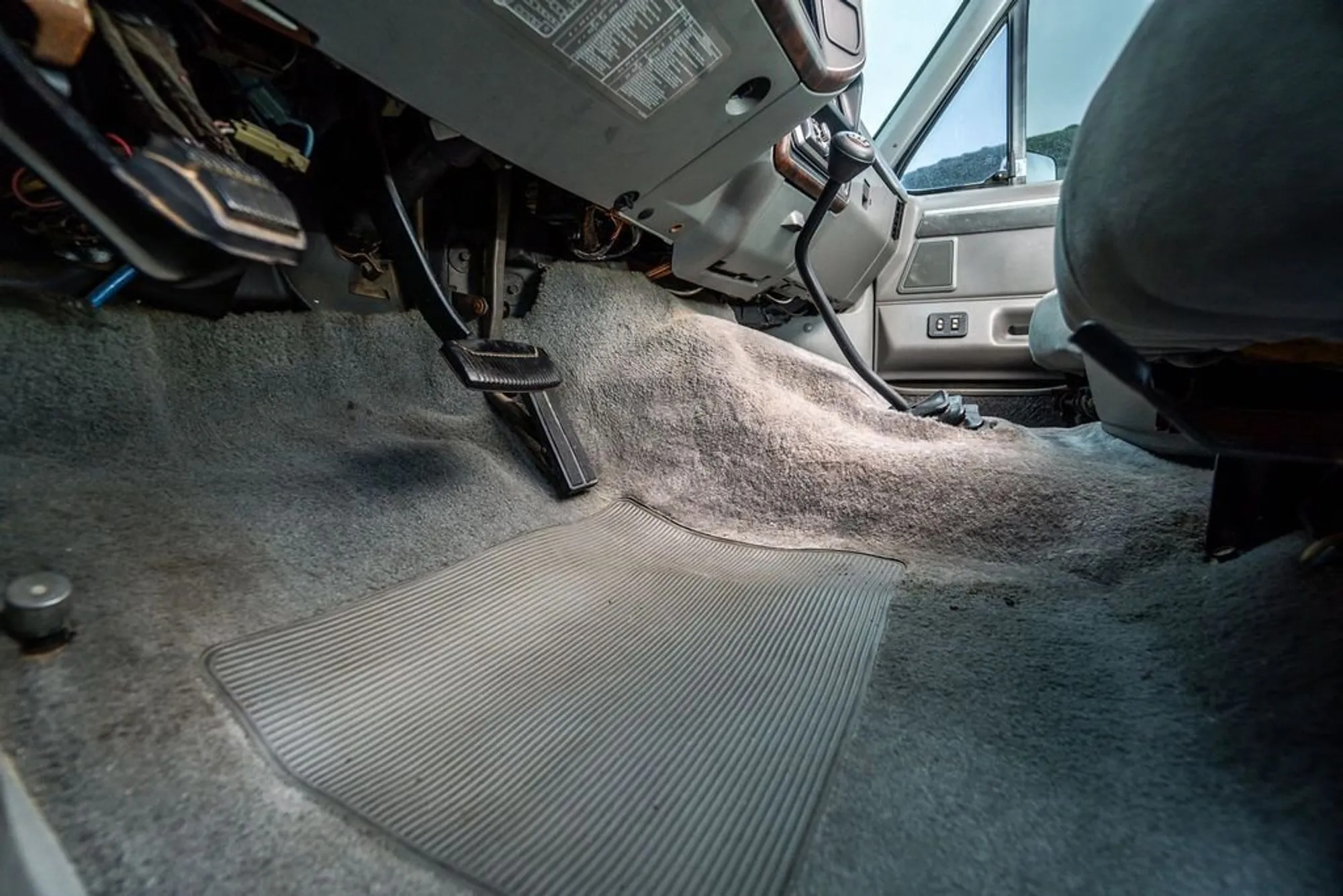 1987 Ford F-250 XLT Lariat