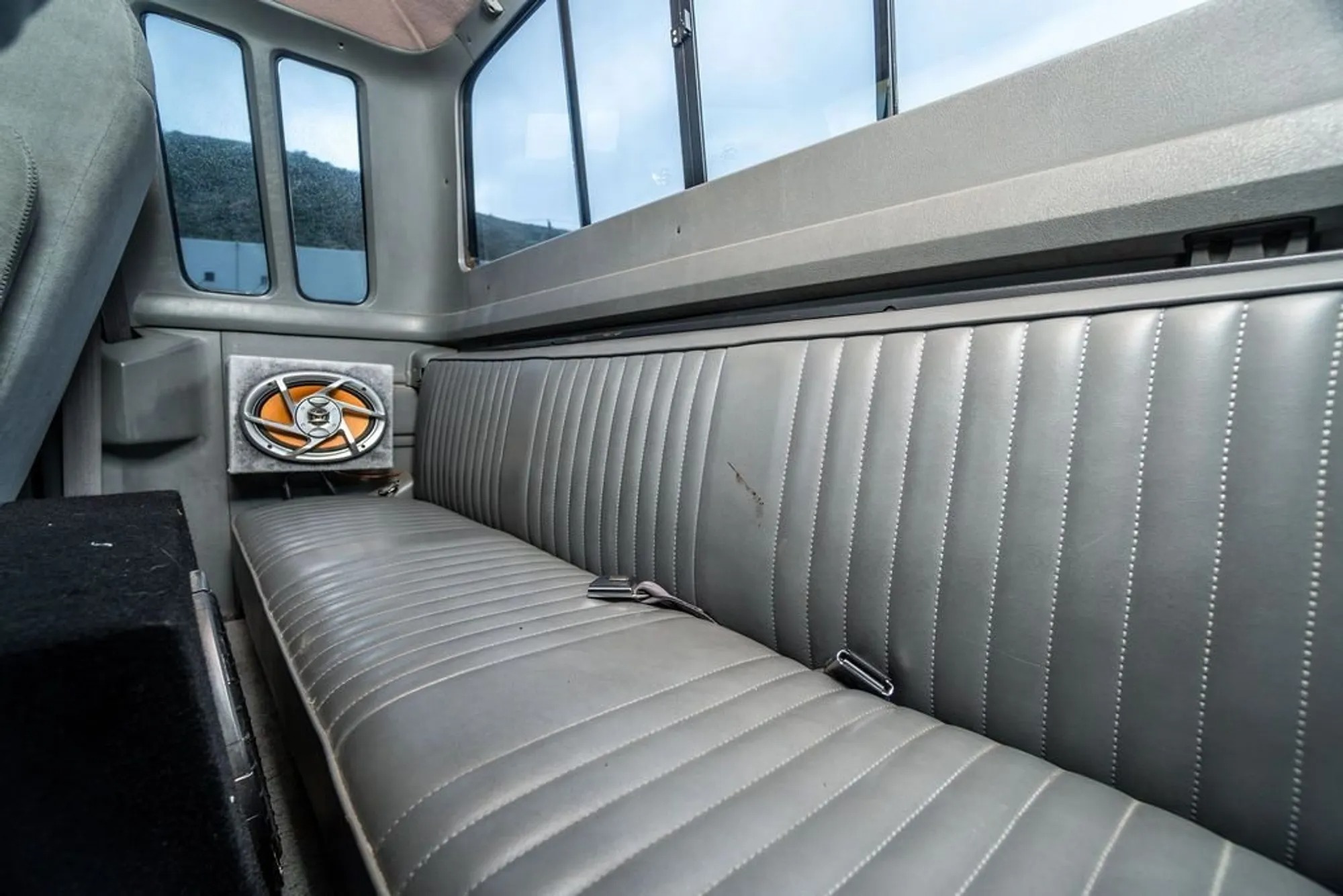 1987 Ford F-250 XLT Lariat