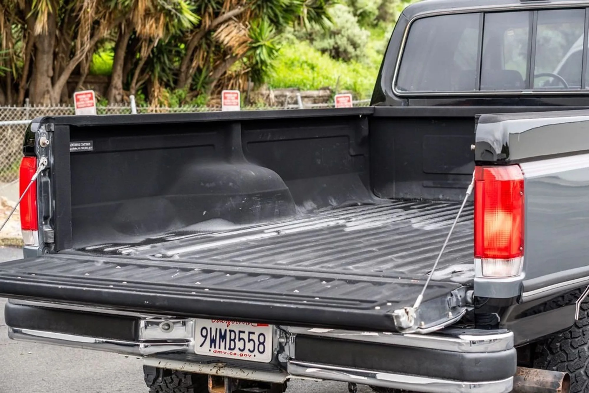 1987 Ford F-250 XLT Lariat