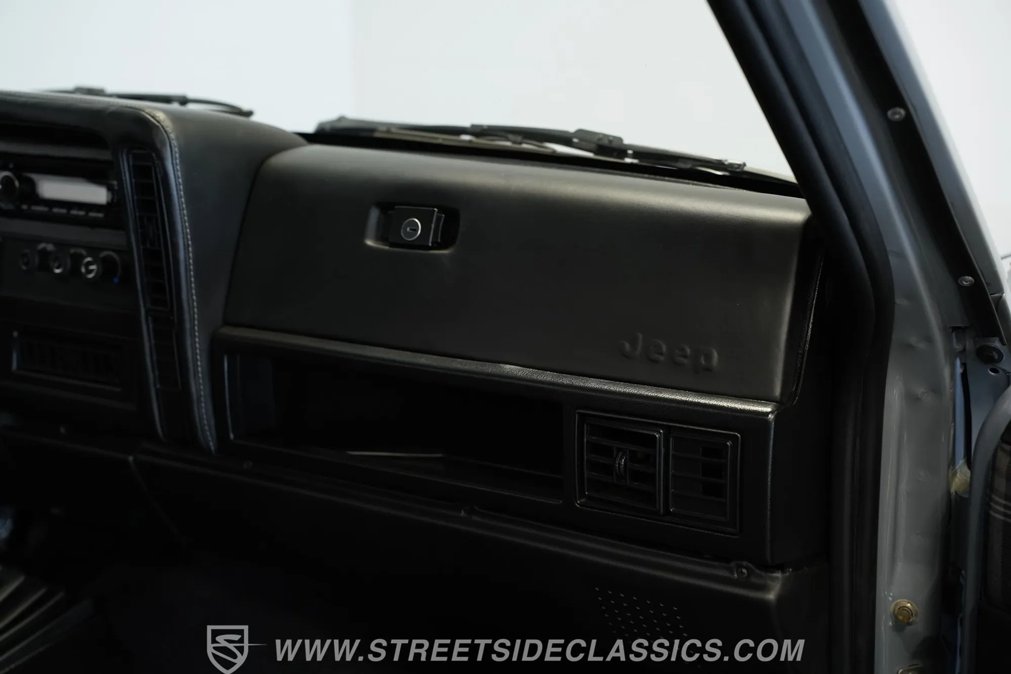 1990 Jeep Comanche Pioneer 4×4