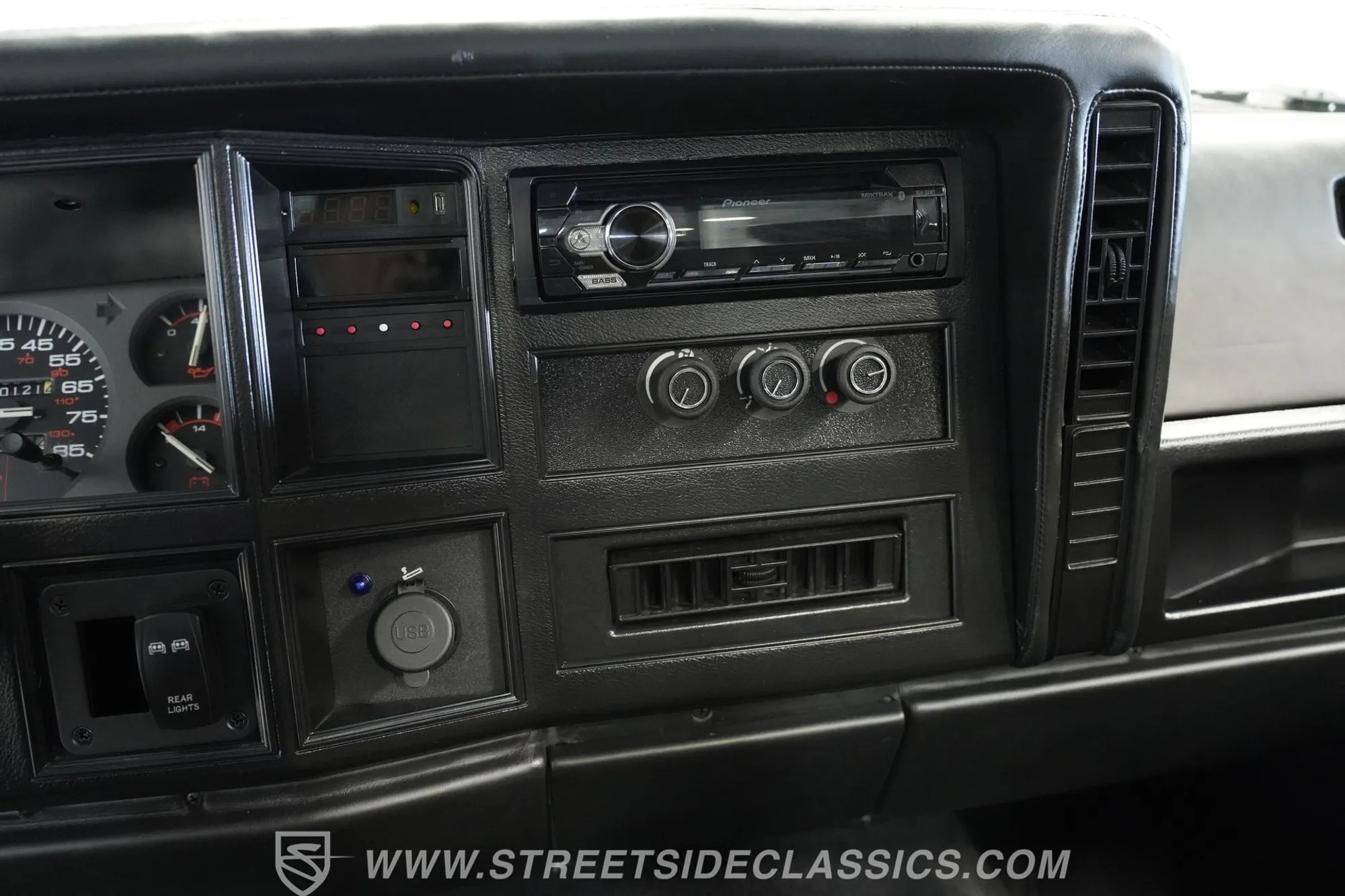 1990 Jeep Comanche Pioneer 4×4