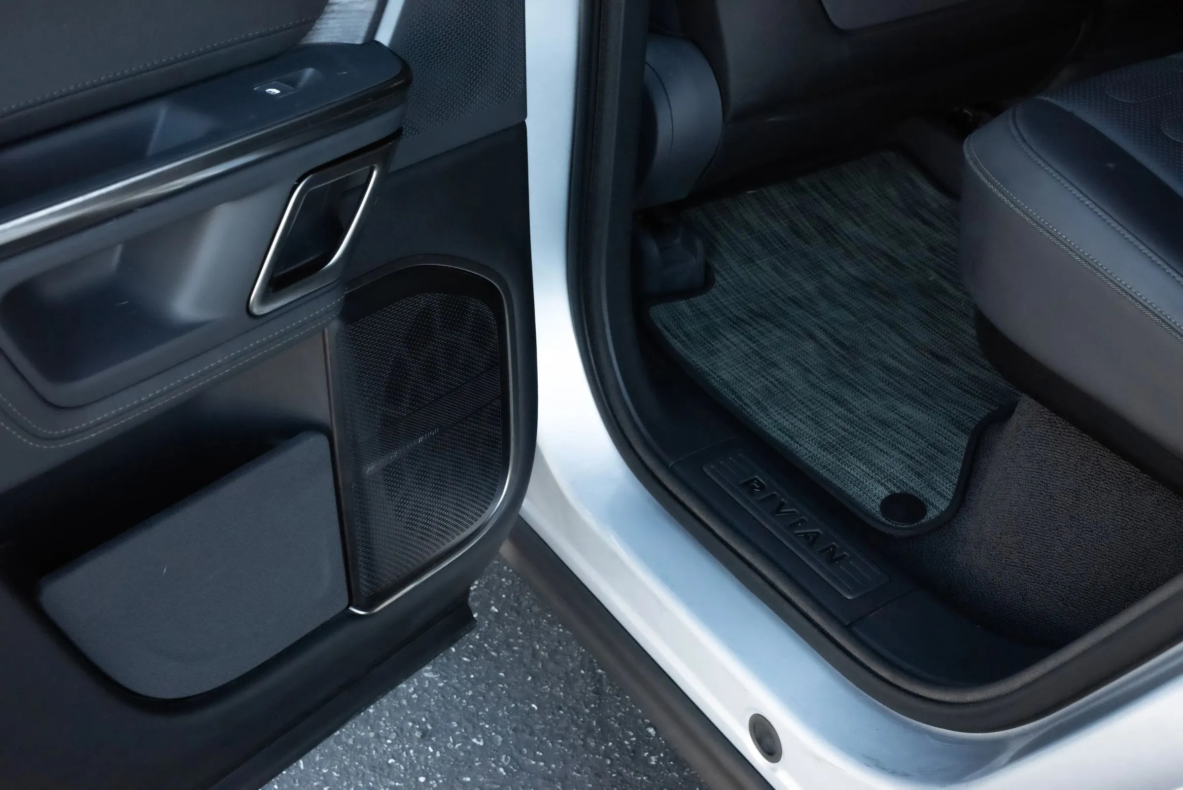 2022 Rivian R1T Launch Edition