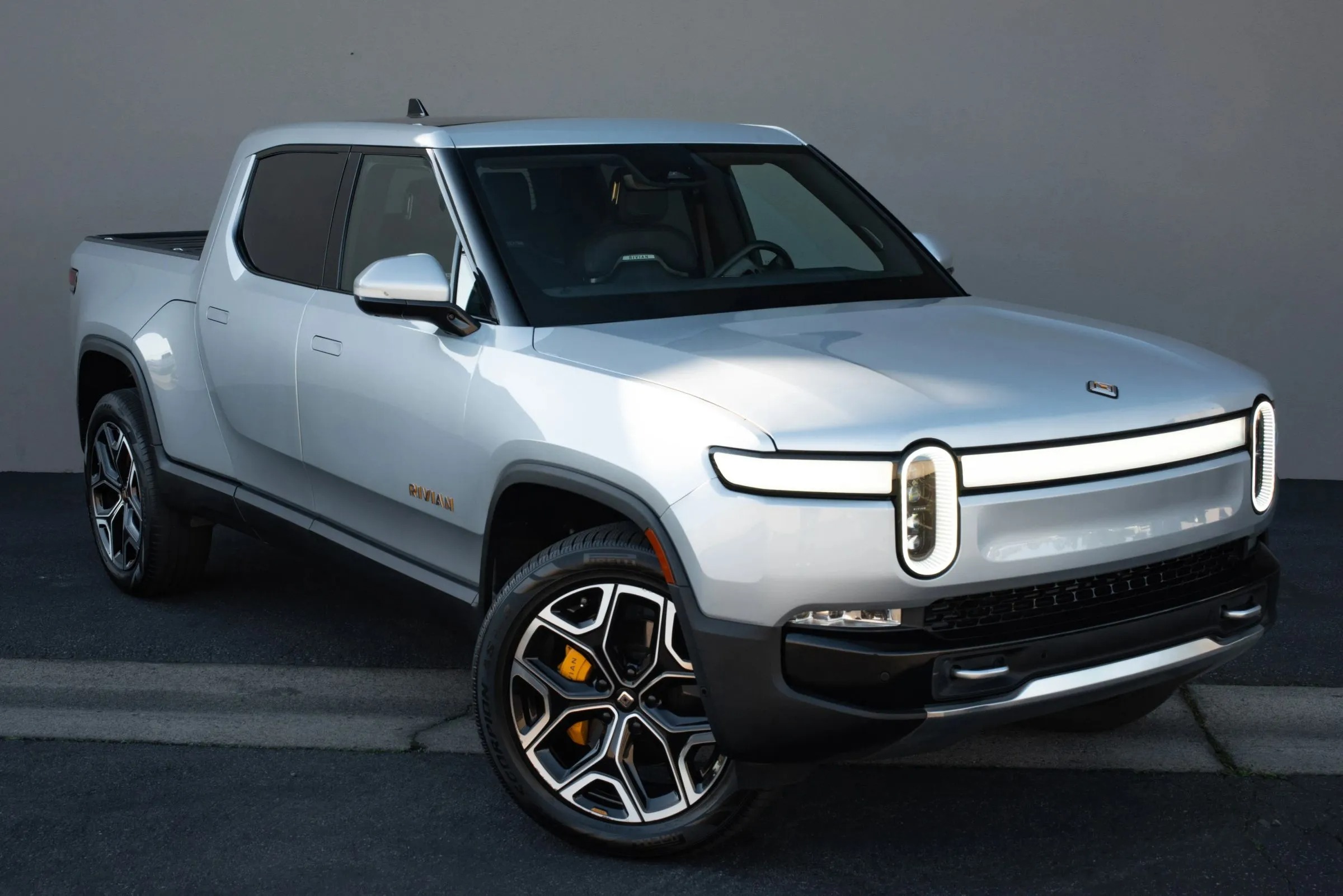 2022 Rivian R1T Launch Edition - 5