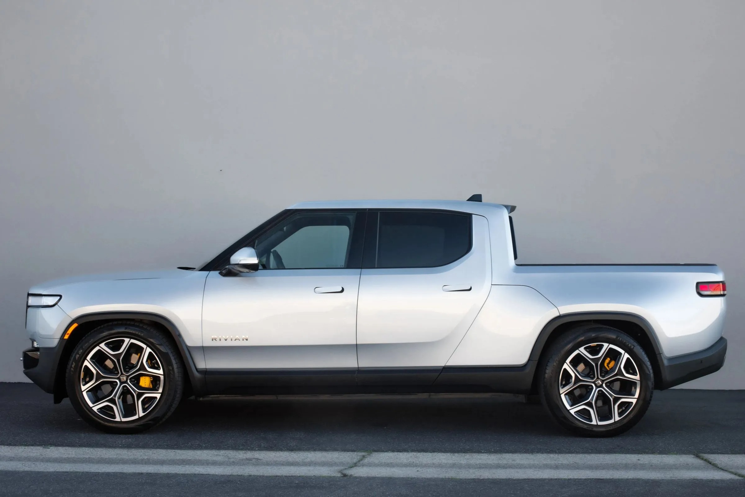 2022 Rivian R1T Launch Edition