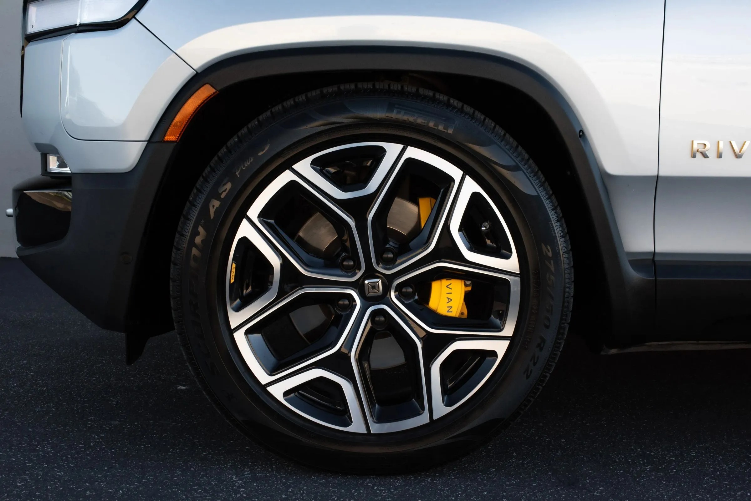 2022 Rivian R1T Launch Edition