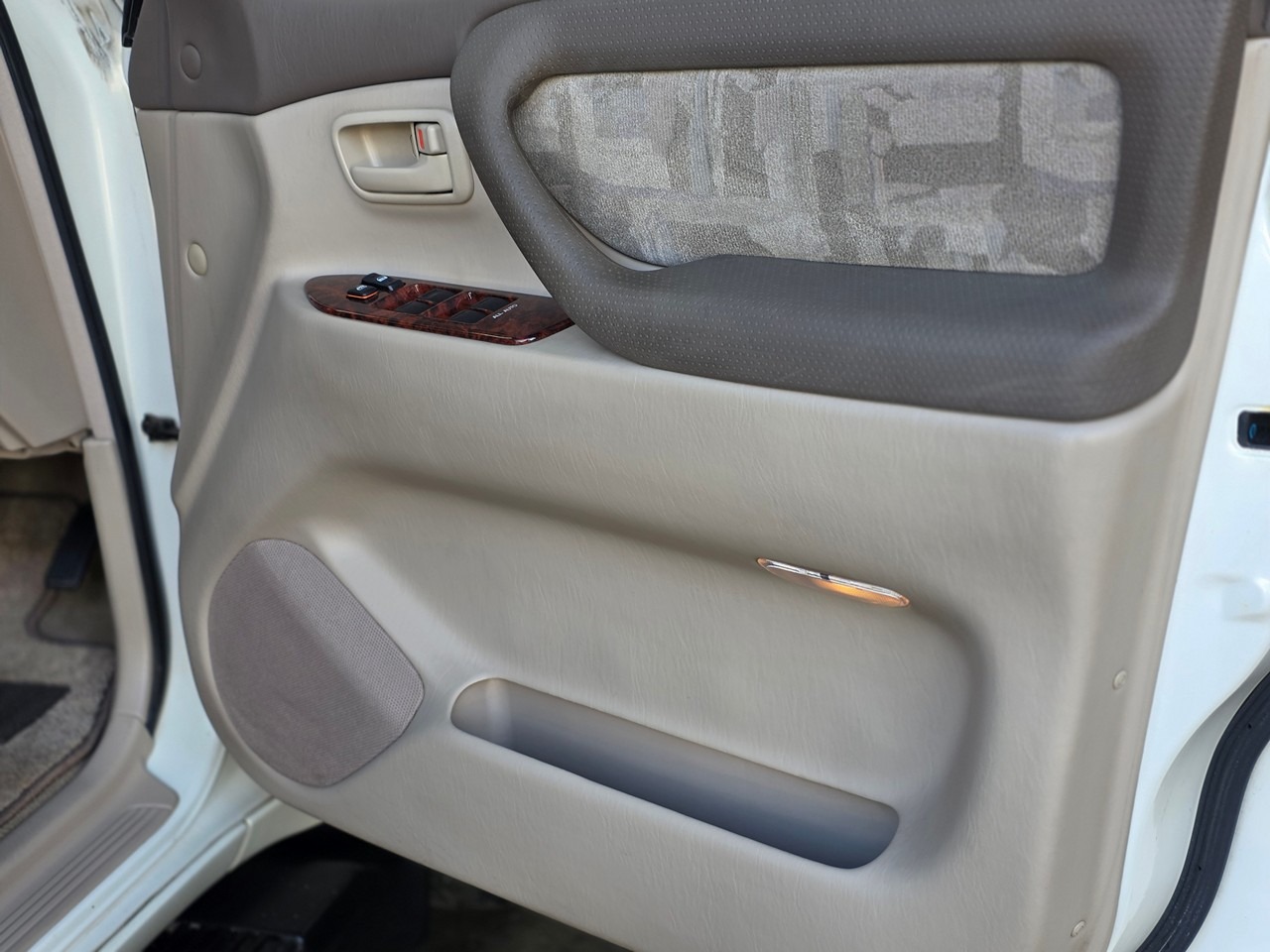 2000 Toyota Land Cruiser VX