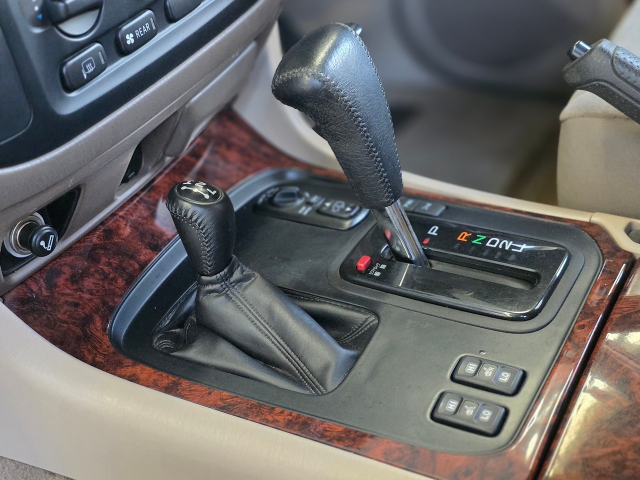 2000 Toyota Land Cruiser VX