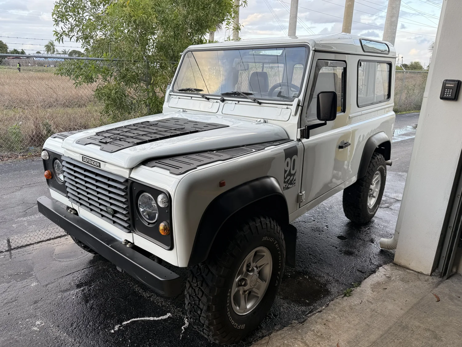 Euro 1995 Land Rover Defender 90 - 4