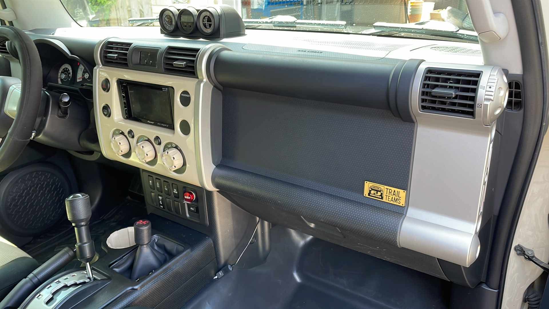 Sale Pending: 2010 Toyota FJ Cruiser Trail Teams Edition