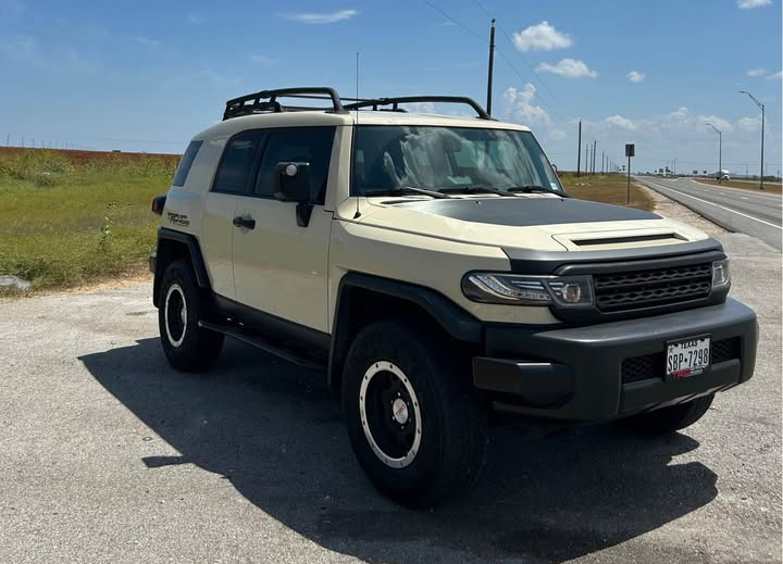  Toyota FJ Cruiser