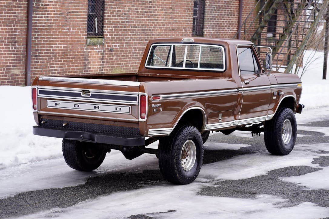 1976 Ford F-250 Ranger XLT 4×4 - 3