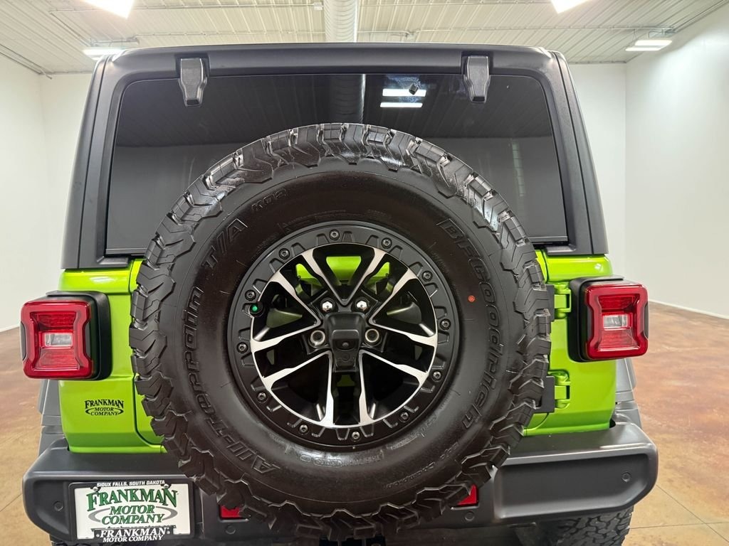 2025 Jeep Wrangler Willys - 4