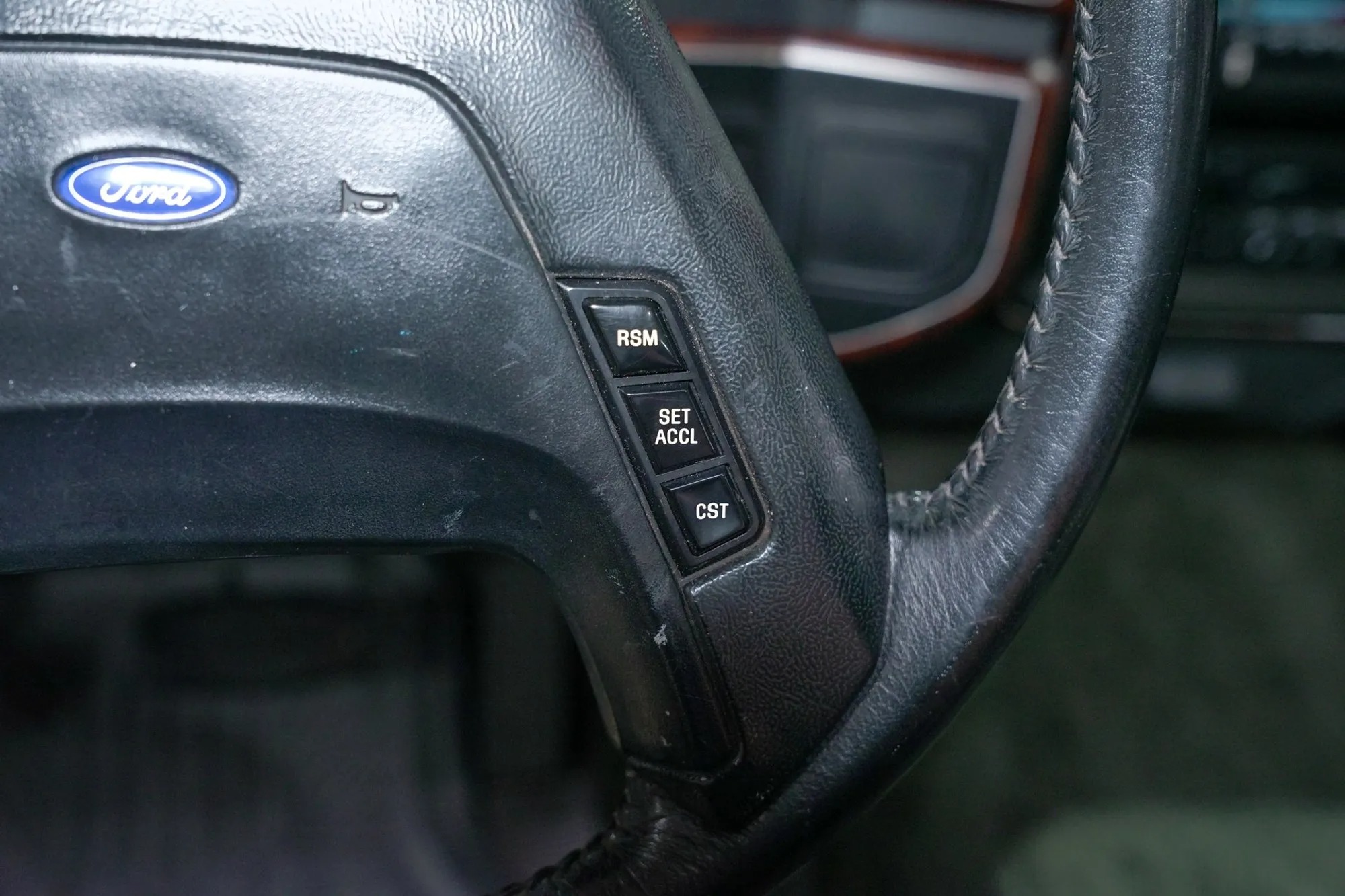 1990 Ford F-150 XLT Lariat