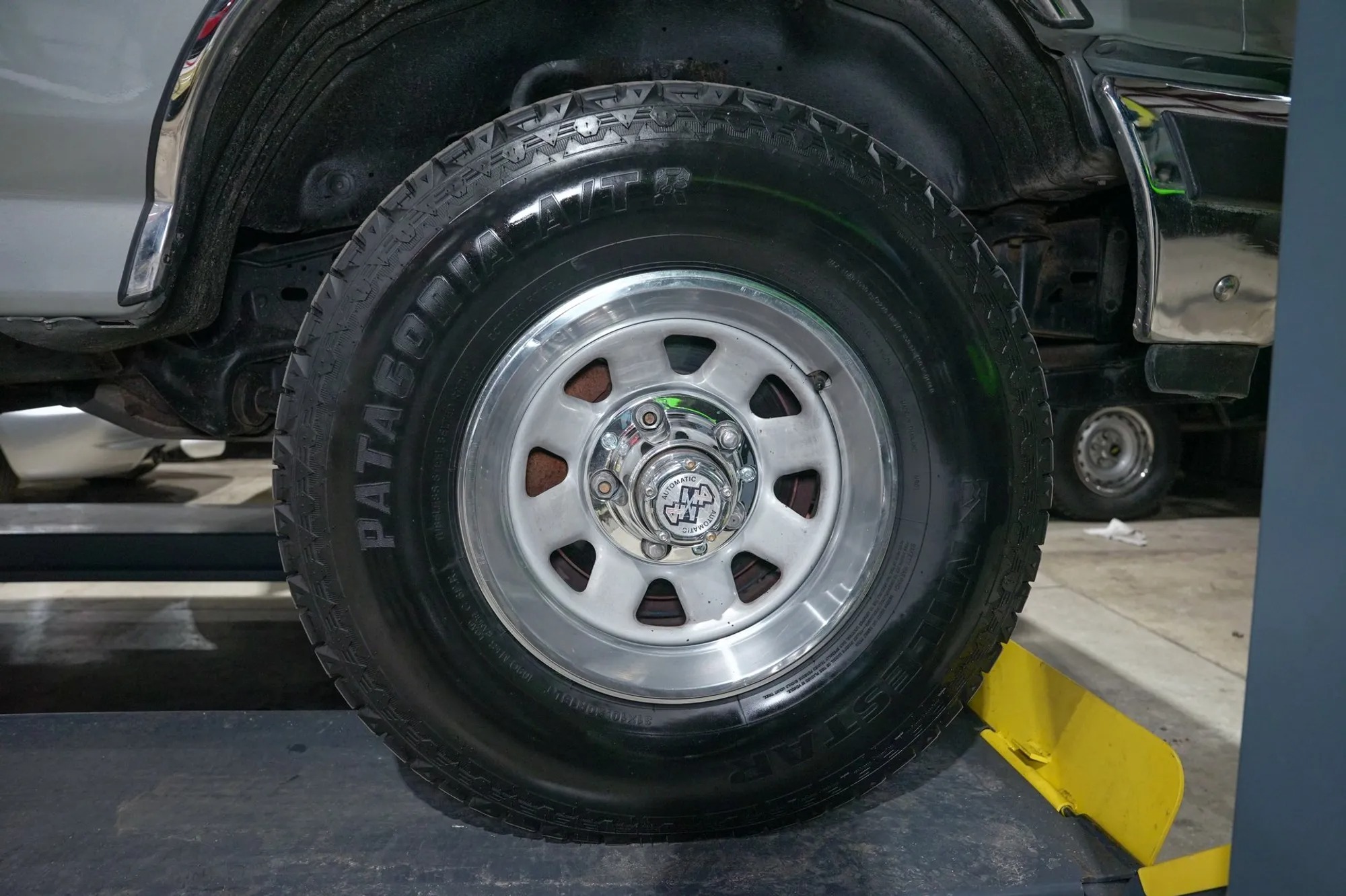 1990 Ford F-150 XLT Lariat