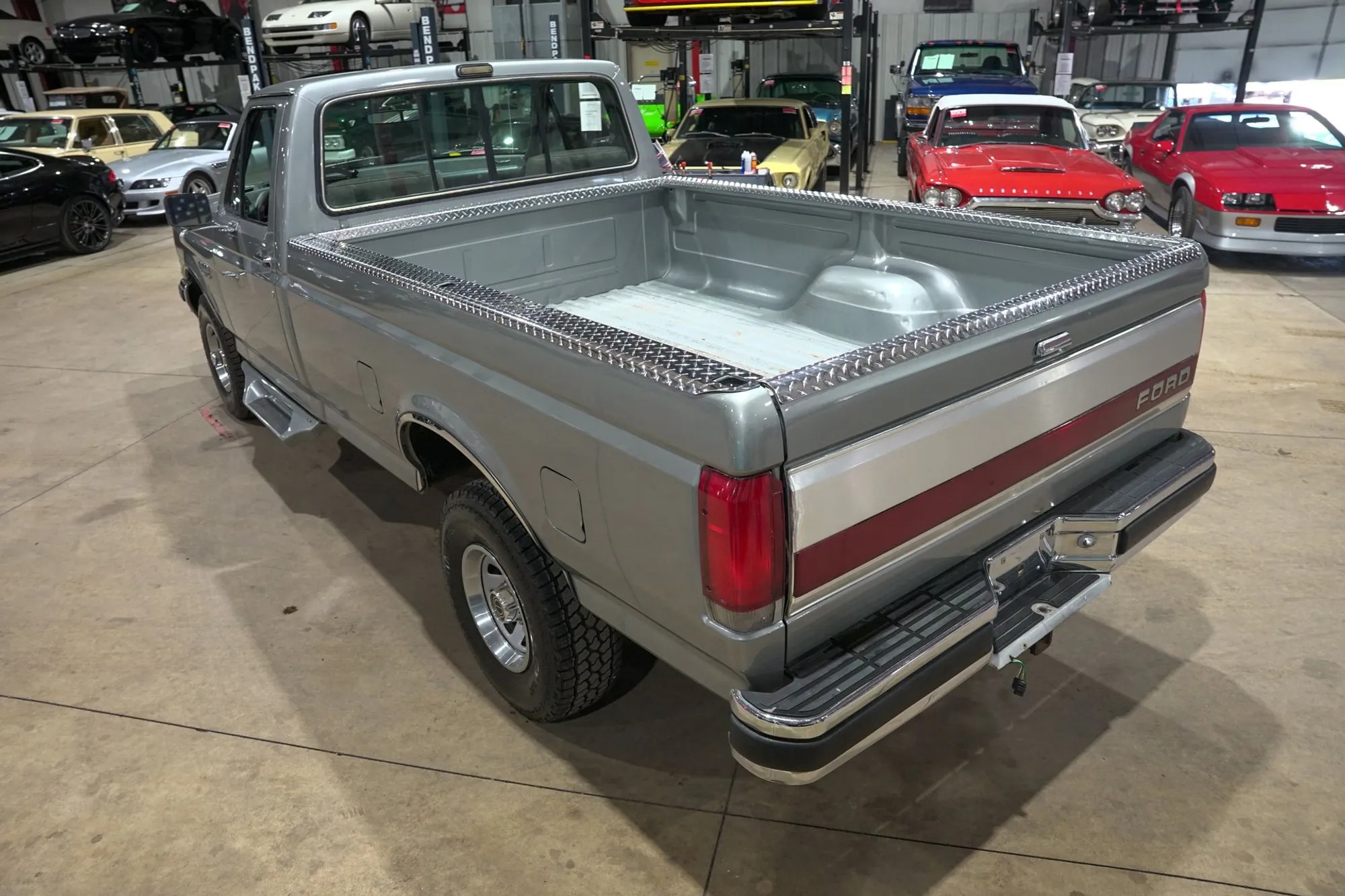 1990 Ford F-150 XLT Lariat