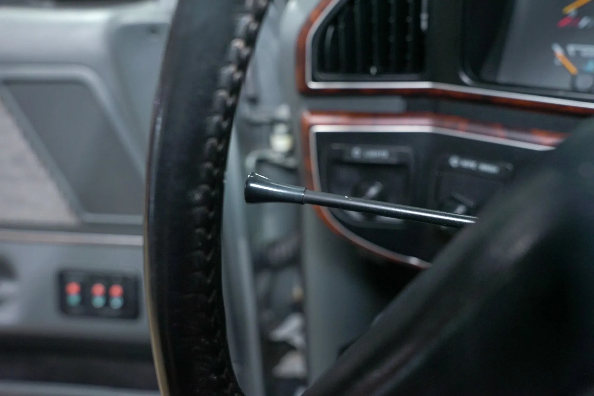 1990 Ford F-150 XLT Lariat