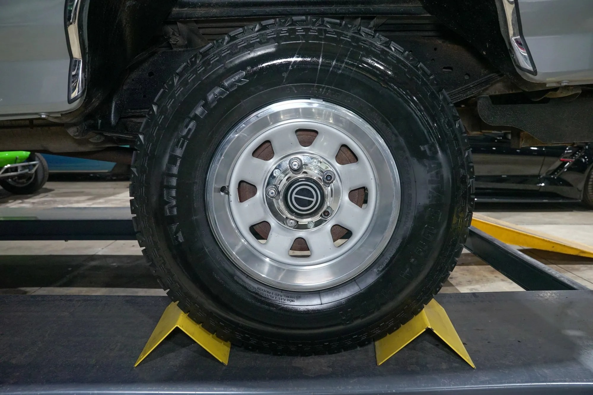 1990 Ford F-150 XLT Lariat