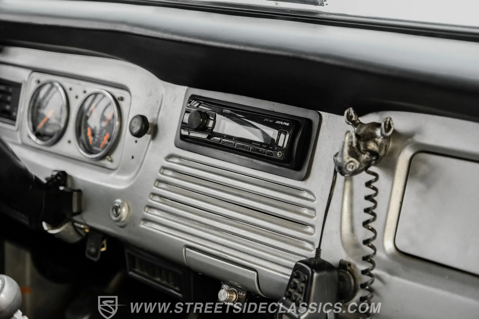 1970 Jeep Jeepster Commando