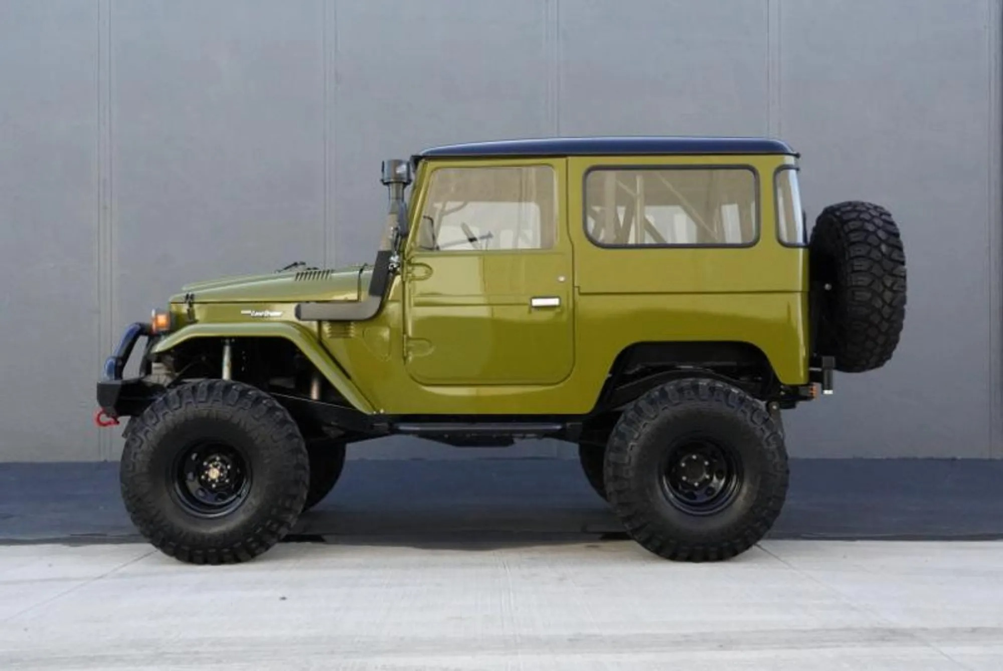 1976 Toyota Land Cruiser FJ40 - 4