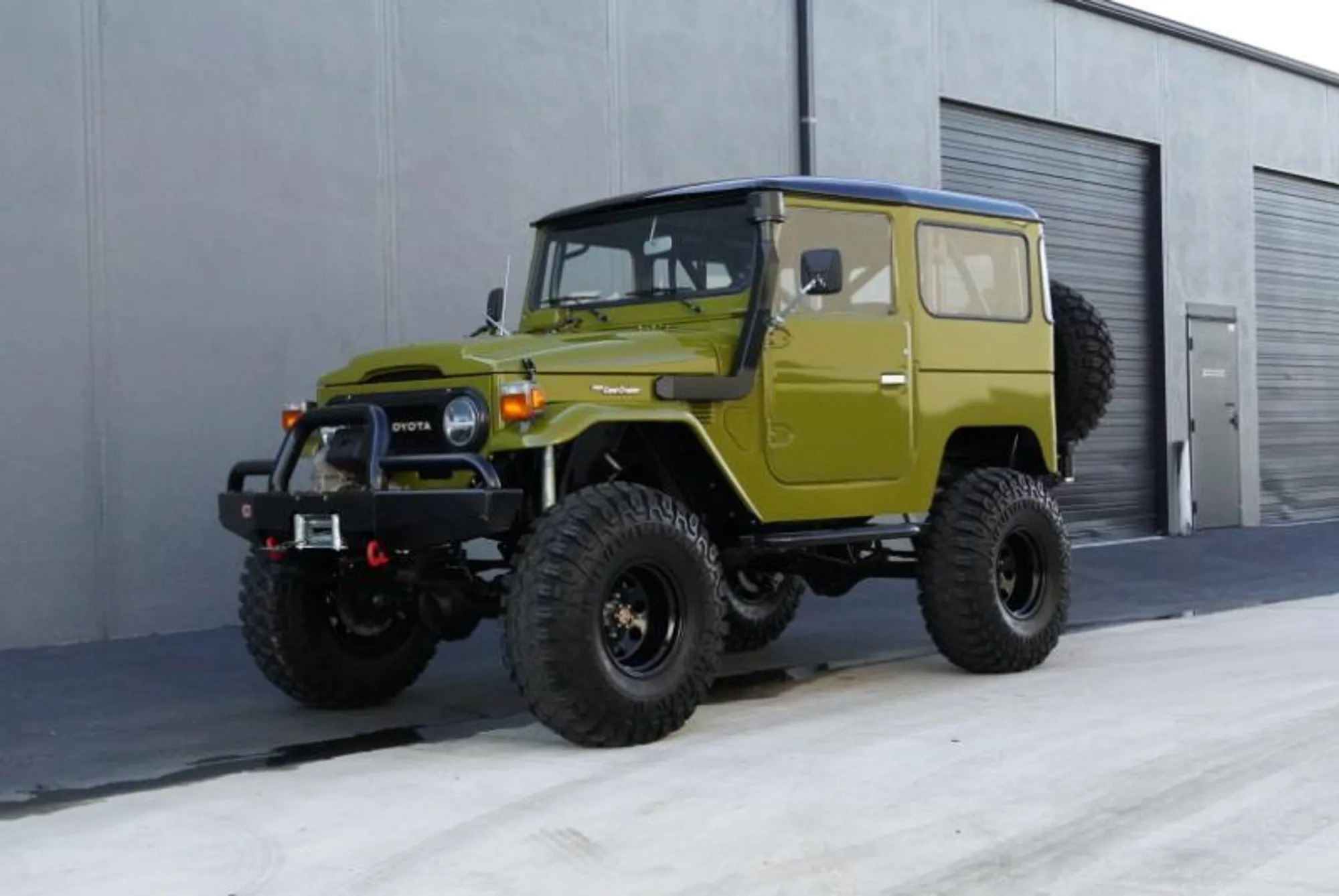 1976 Toyota Land Cruiser FJ40 - 3