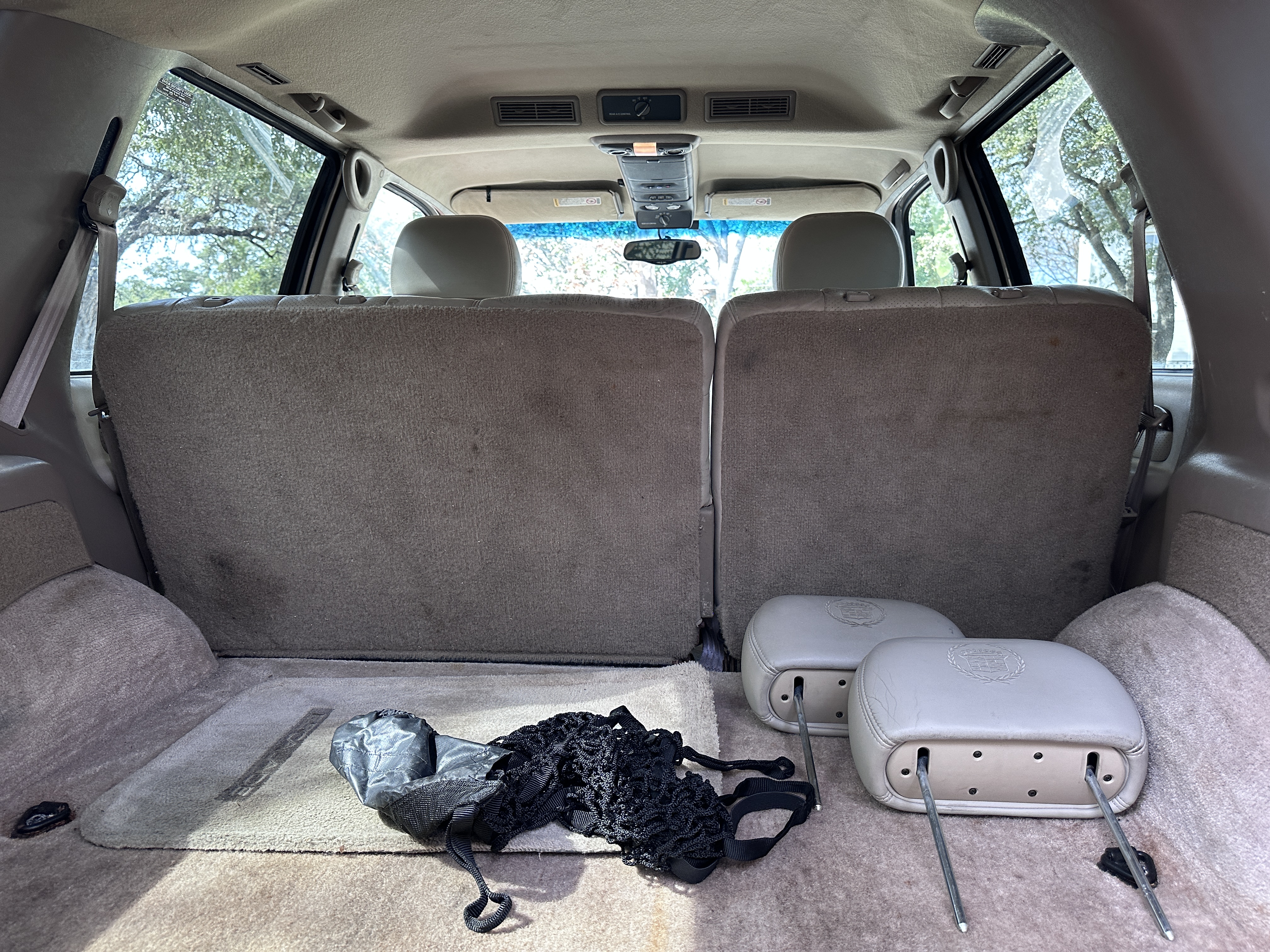 2000 Cadillac Escalade