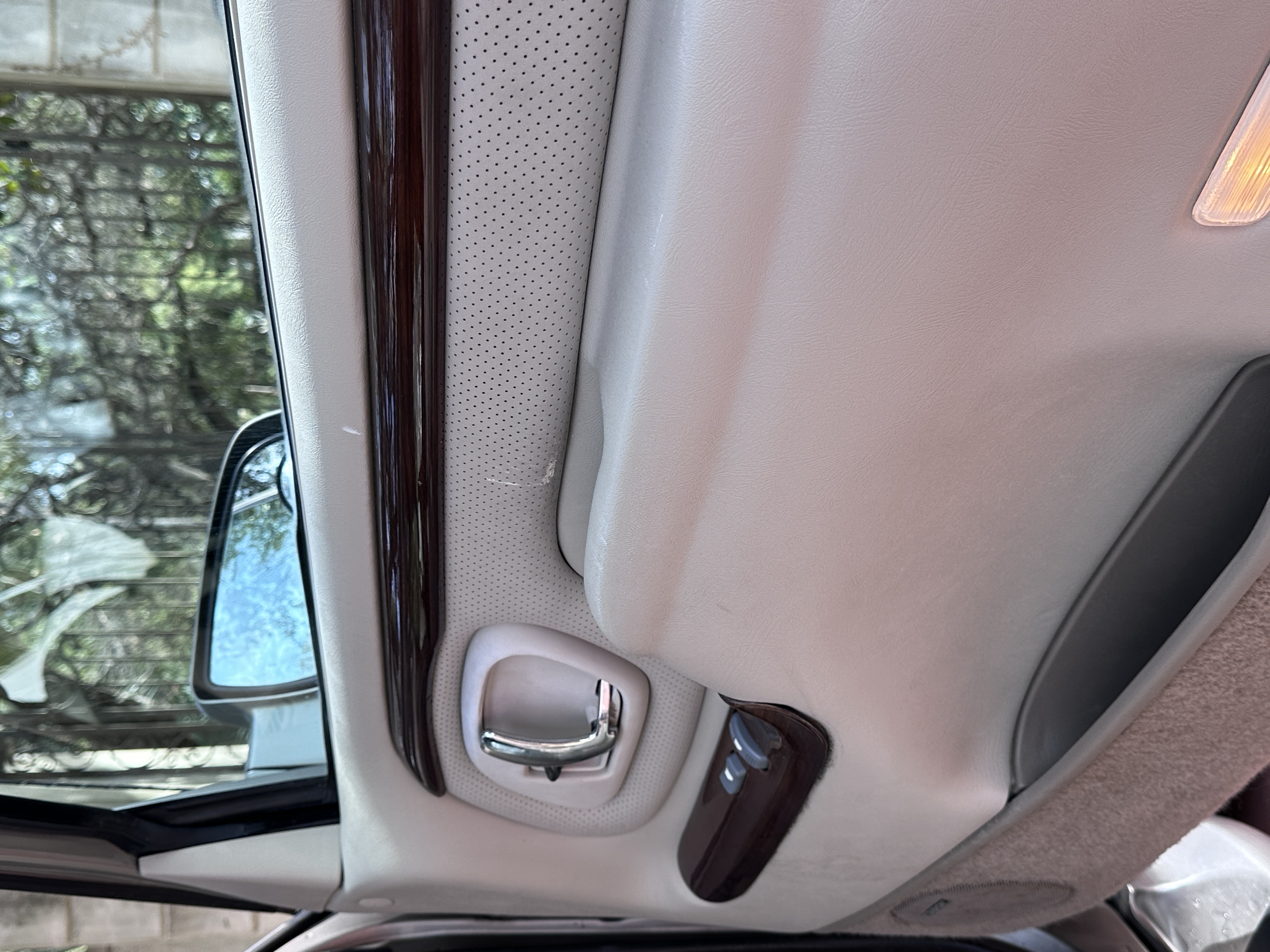 2000 Cadillac Escalade