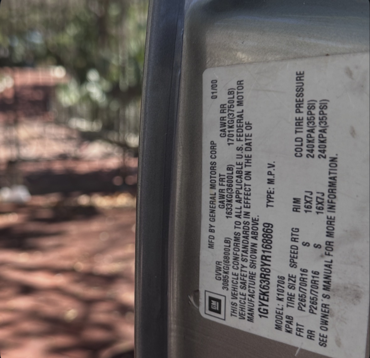 2000 Cadillac Escalade