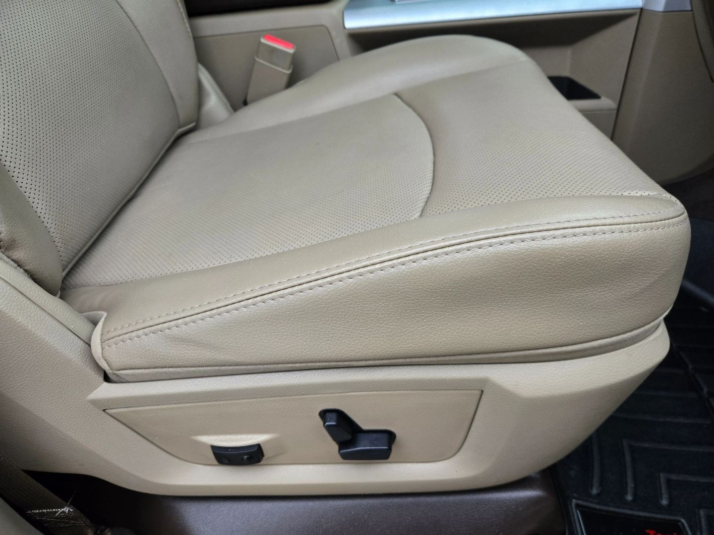 2010 Dodge Ram 3500 Laramie