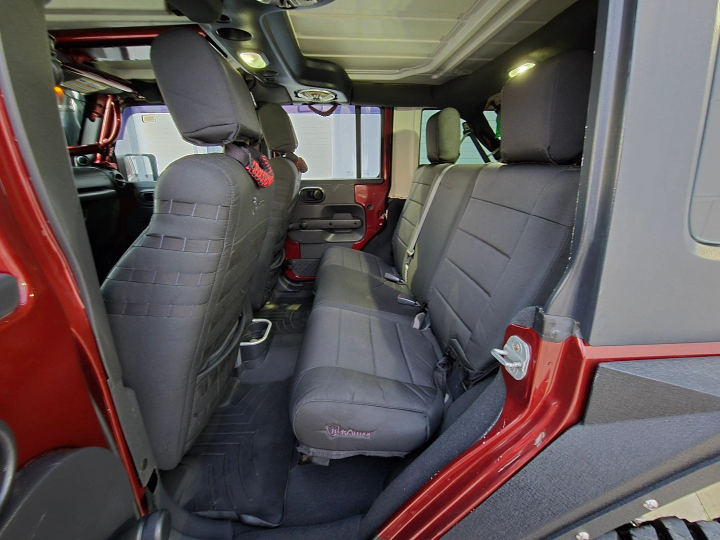 6.1L V8-Powerd 2007 Jeep Wrangler Unlimited X