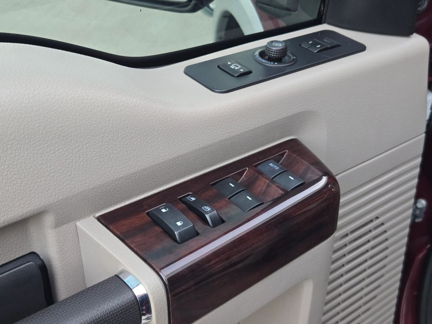 2008 Ford F350 Super Duty Crew Cab XL