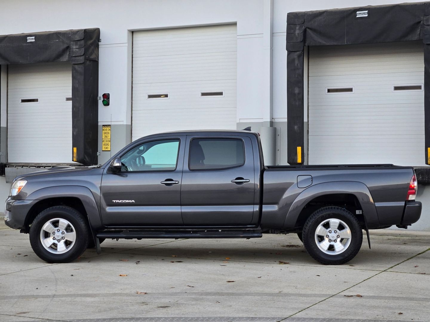 2014 Toyota Tacoma Double Cab Pickup - 5