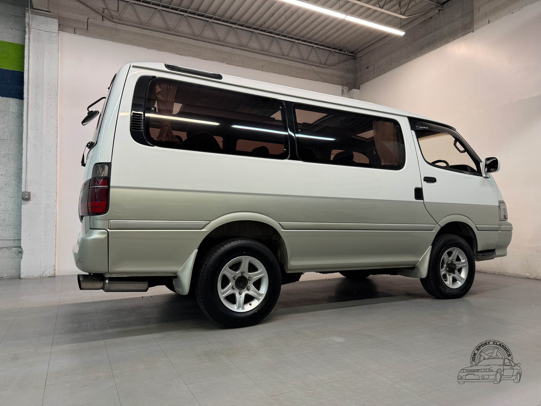 1995 Toyota HiAce Super Custom 4x4