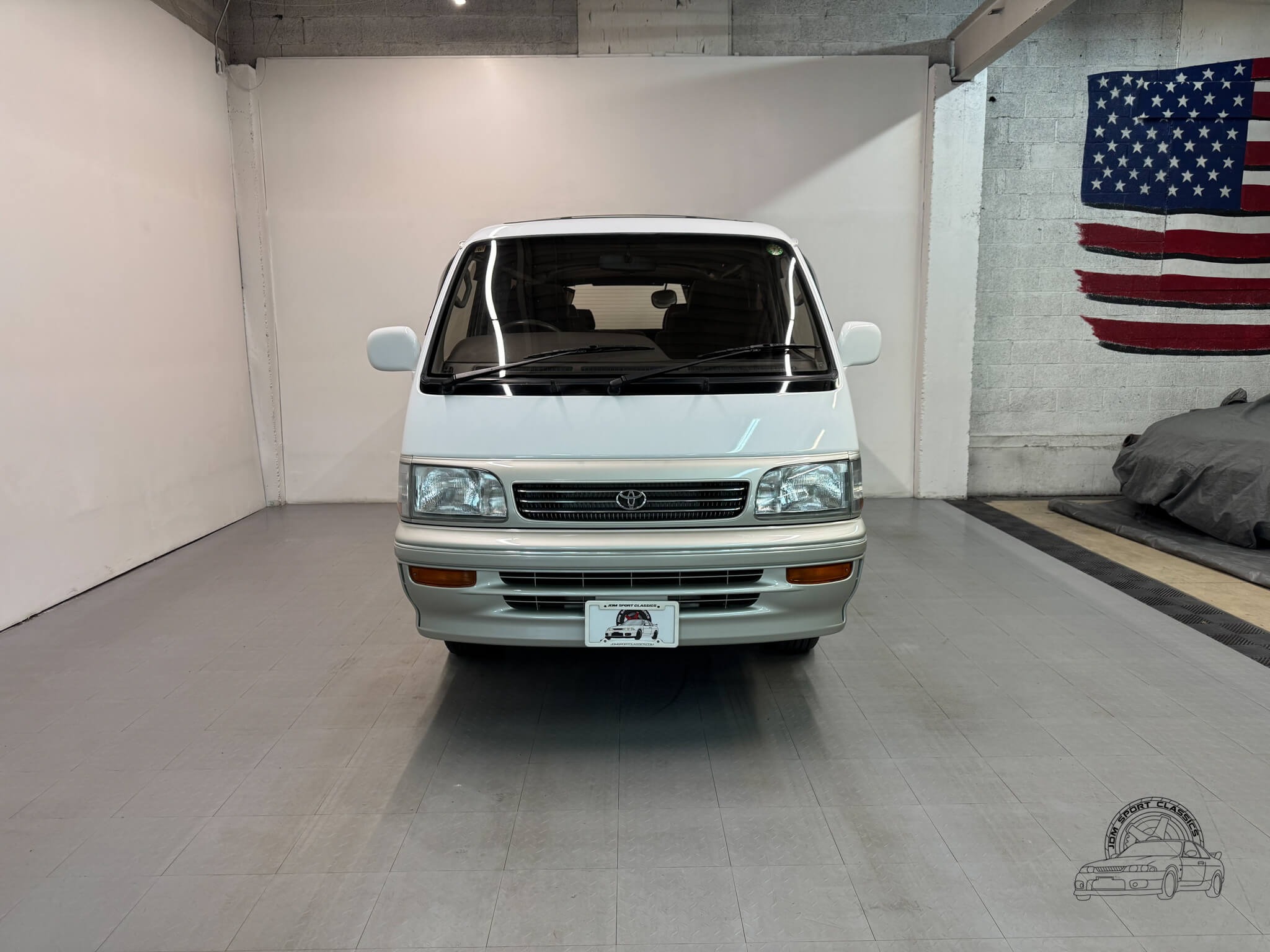 1995 Toyota HiAce Super Custom 4x4 - 3