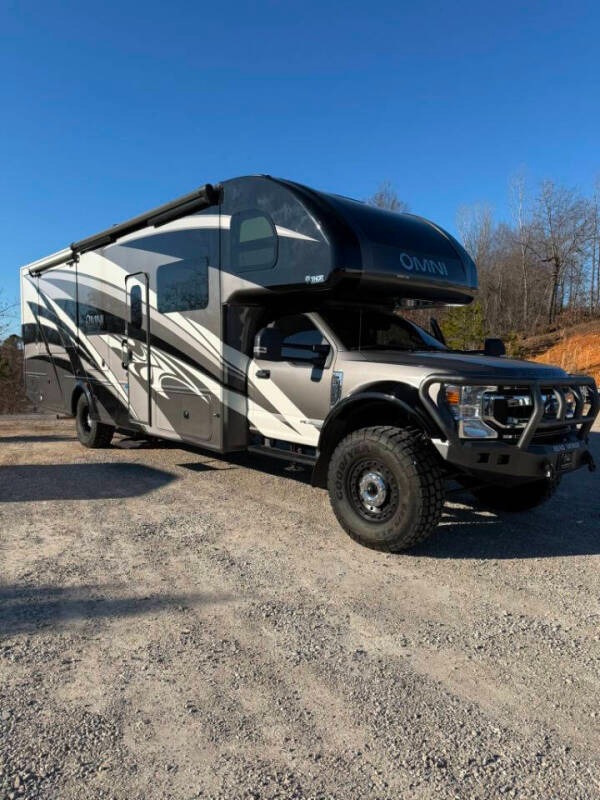 2021 Ford F-550 Thor Omni BH35 - 4