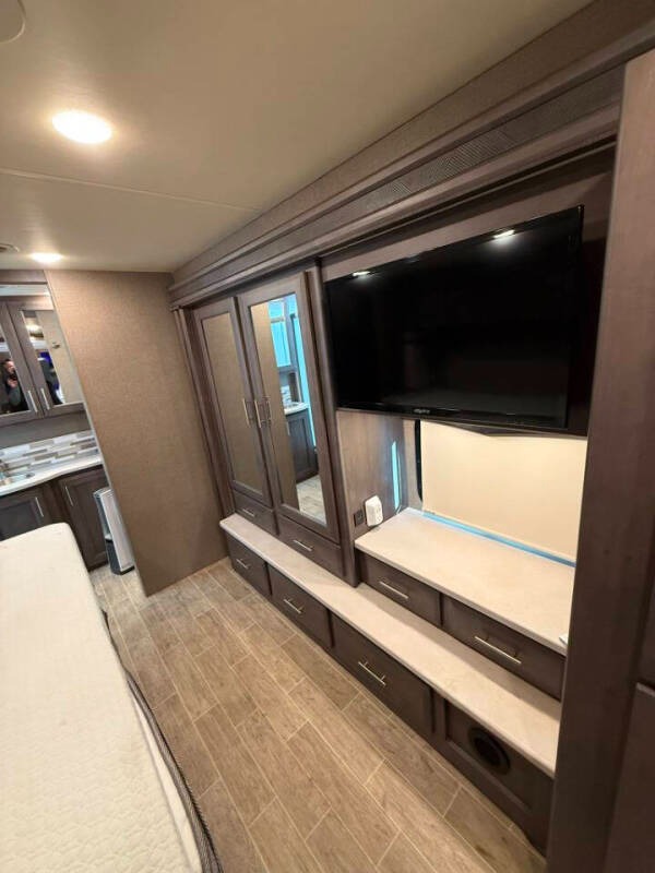 2021 Ford F-550 Thor Omni BH35