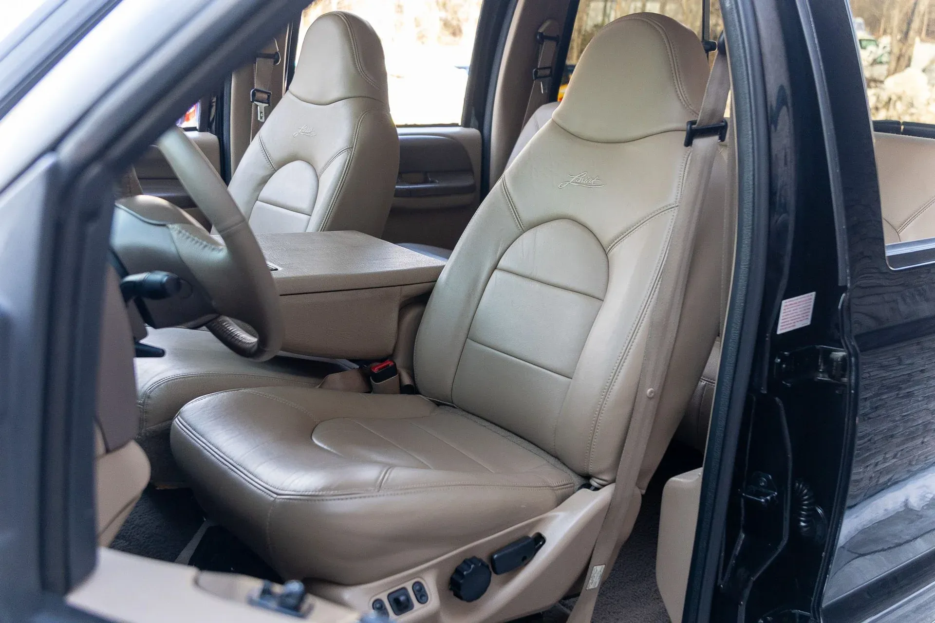 1999 Ford F-350 Super Duty Lariat