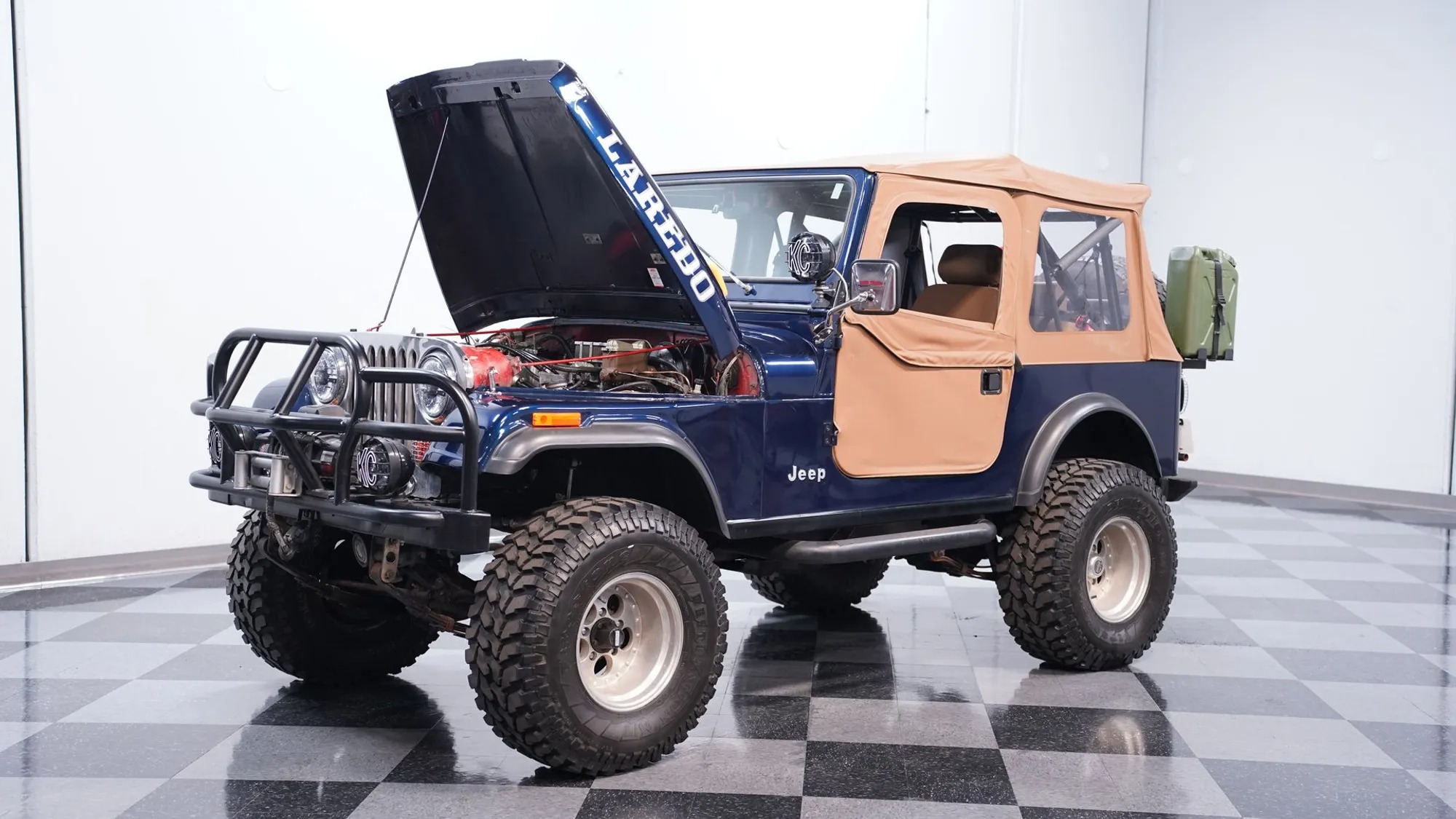 1985 Jeep CJ-7 Laredo