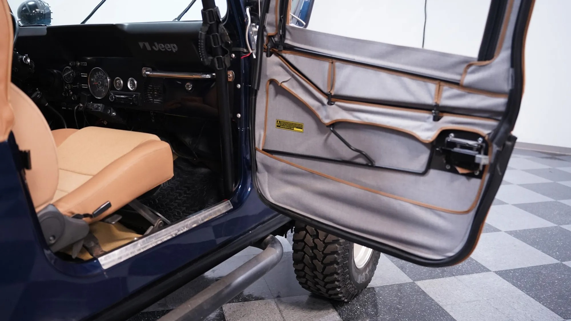 1985 Jeep CJ-7 Laredo