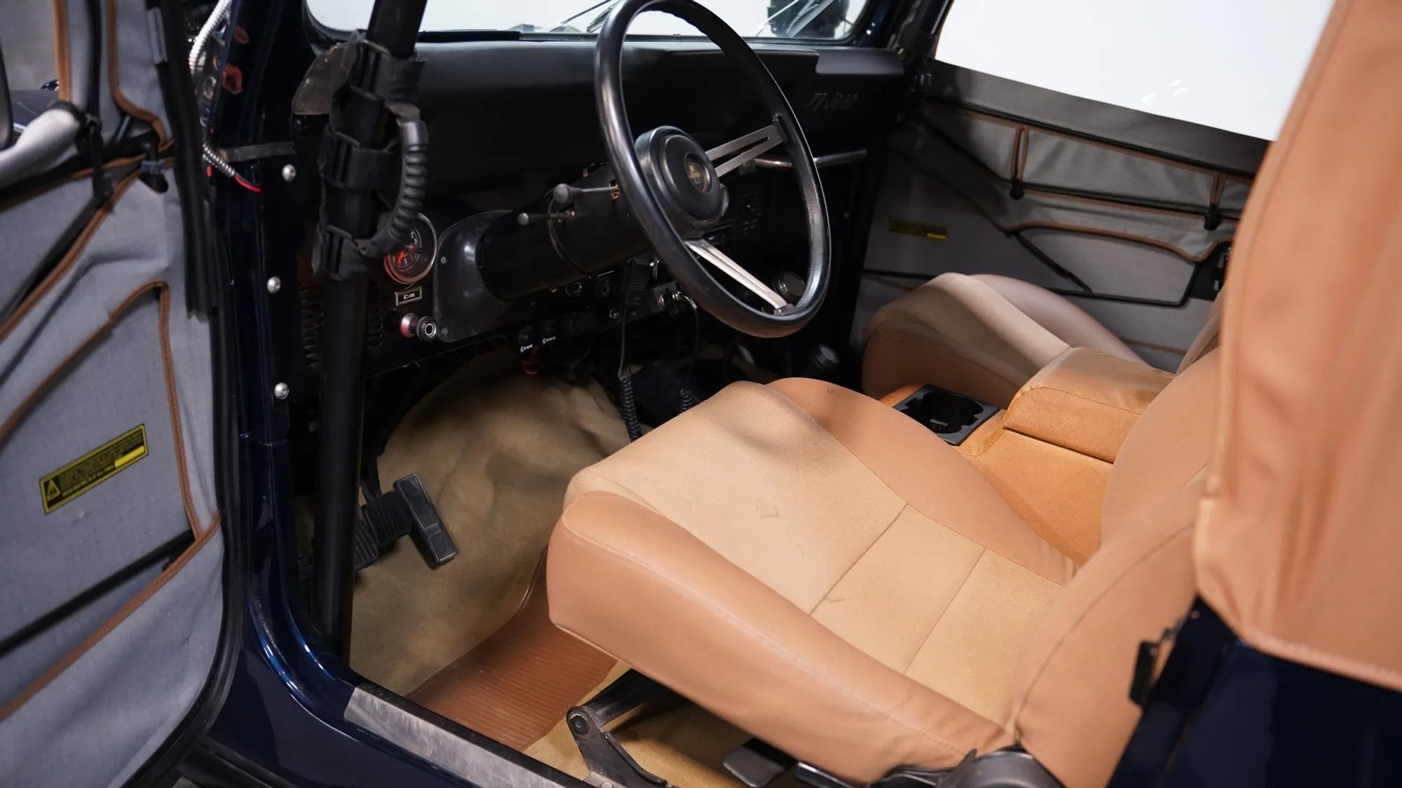 1985 Jeep CJ-7 Laredo