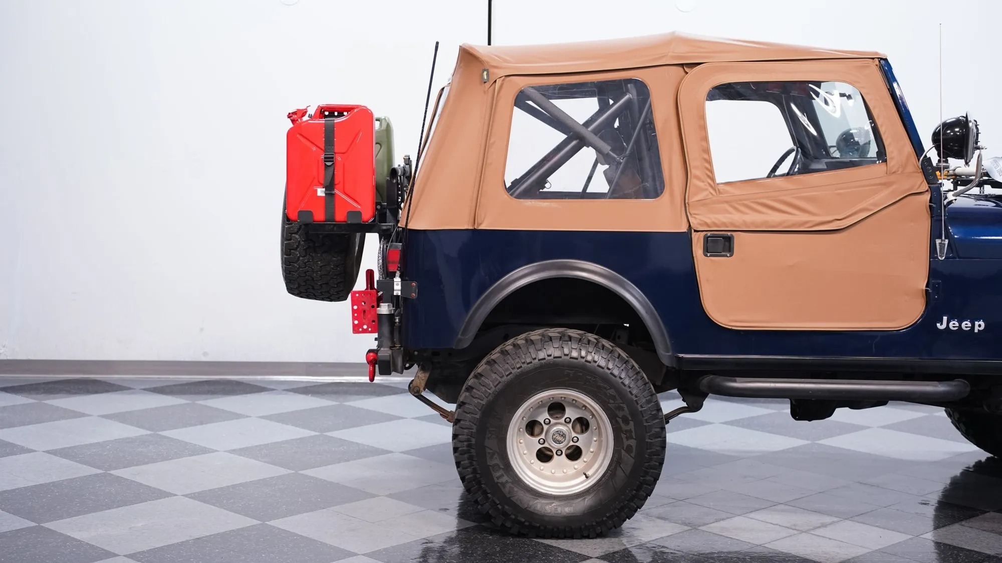 1985 Jeep CJ-7 Laredo