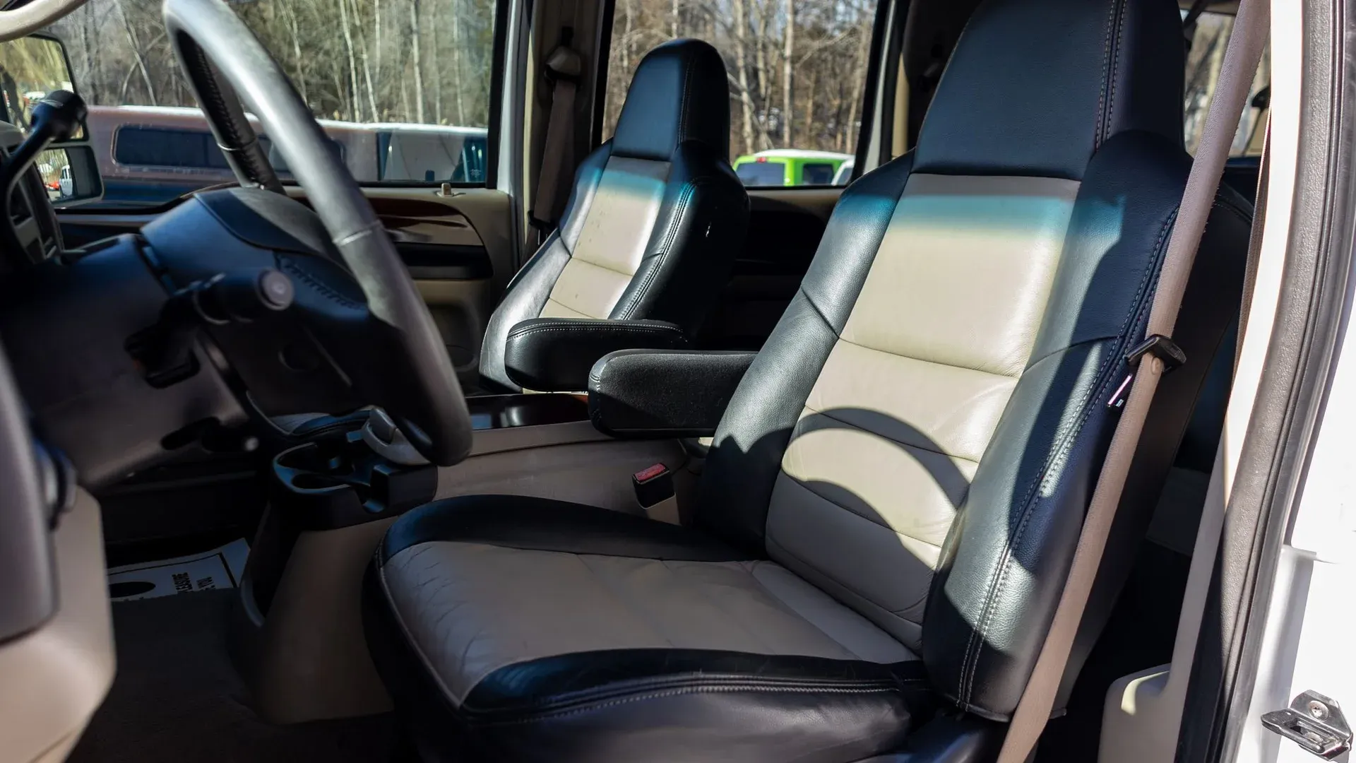 2005 Ford Excursion Eddie Bauer