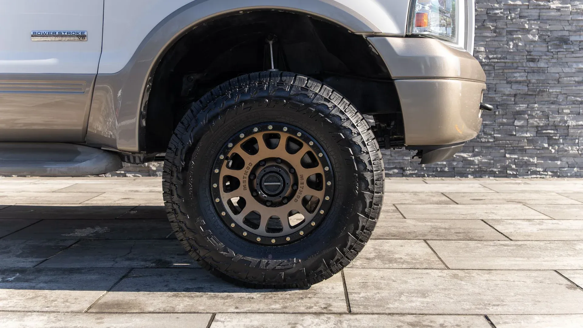 2005 Ford Excursion Eddie Bauer